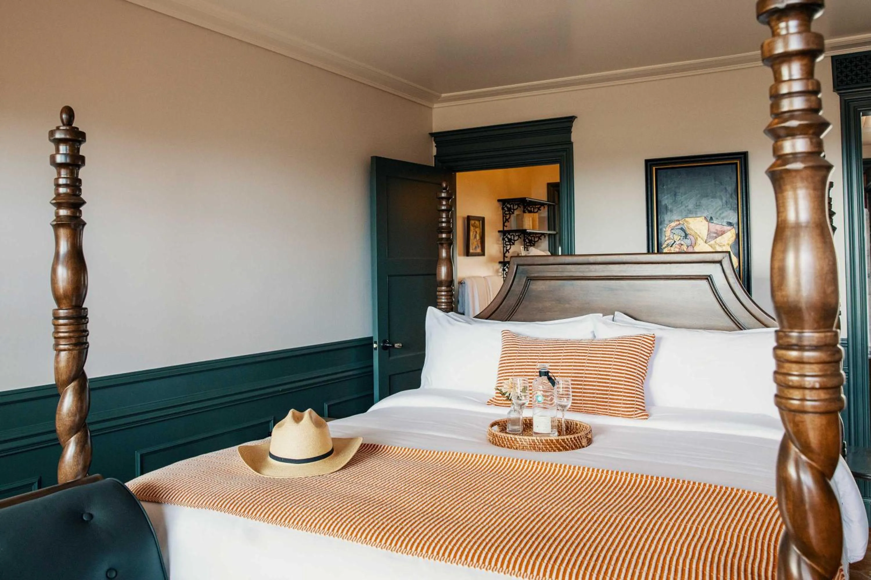 Bed in El Caminante Bar & Bungalows