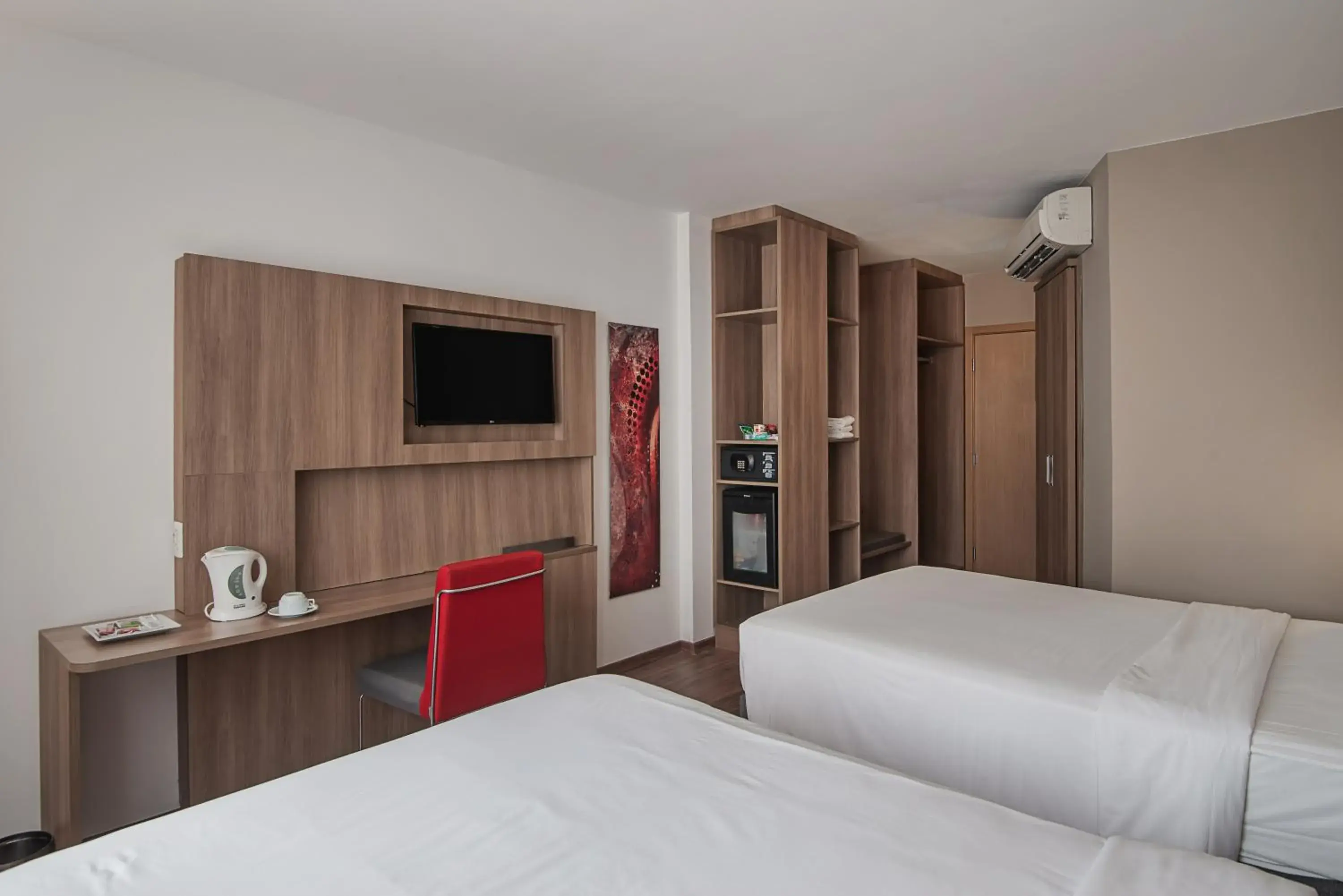 Twin Room - single occupancy - Non-Smoking in Wyndham Salvador Hangar Aeroporto Twin Room - single occupancy - Non-Smoking in Wyndham Salvador Hangar Aeroporto