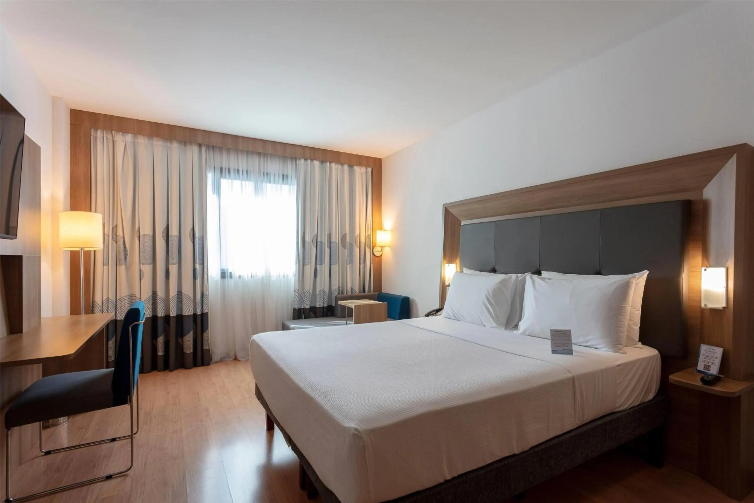 Photo of the whole room, Bed in Wyndham Salvador Hangar Aeroporto