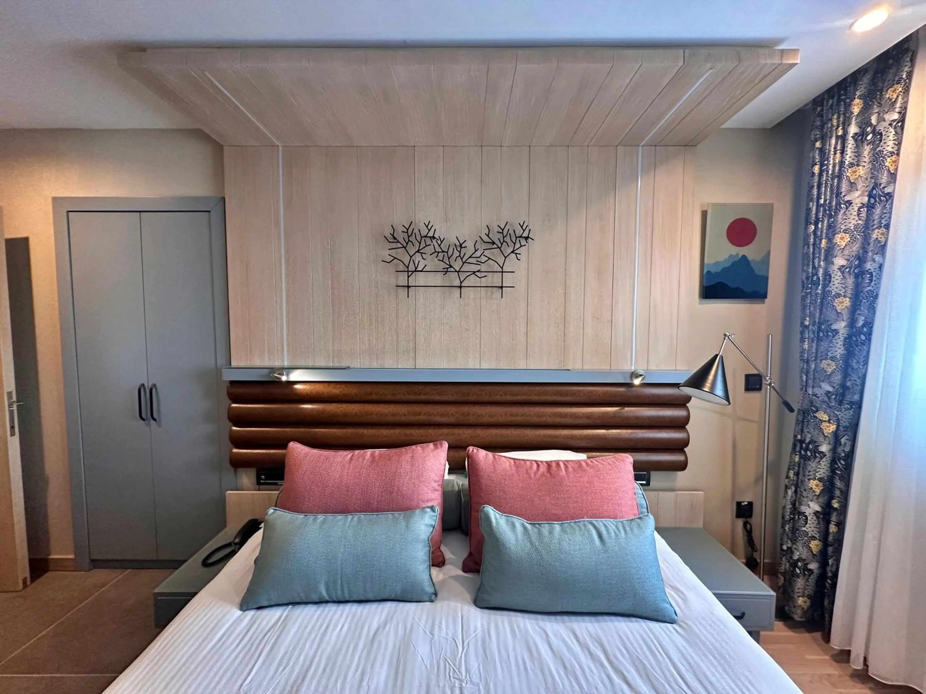 Bed in Hotel Sapphire