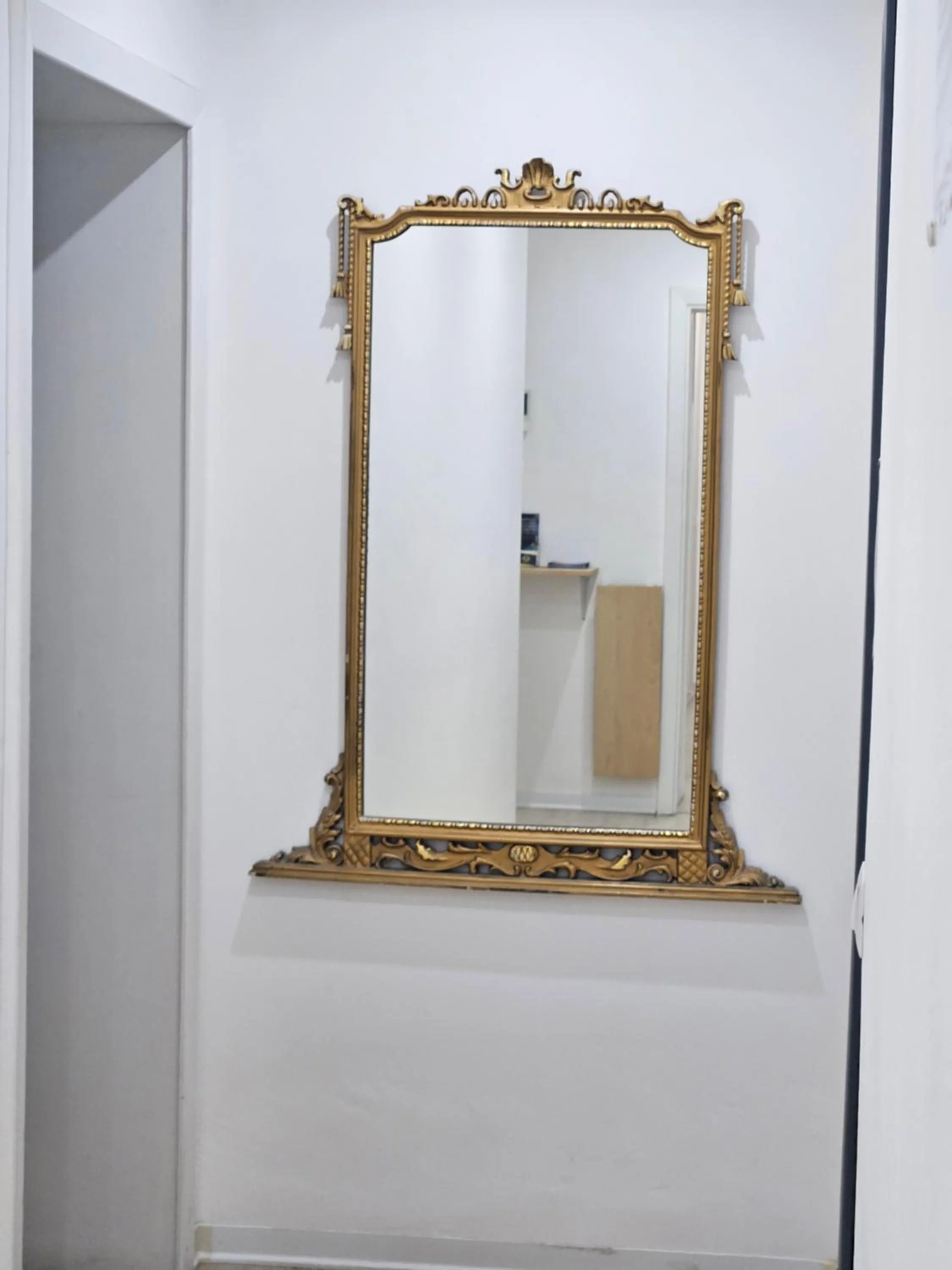 Decorative detail in B&B Via Nazionale