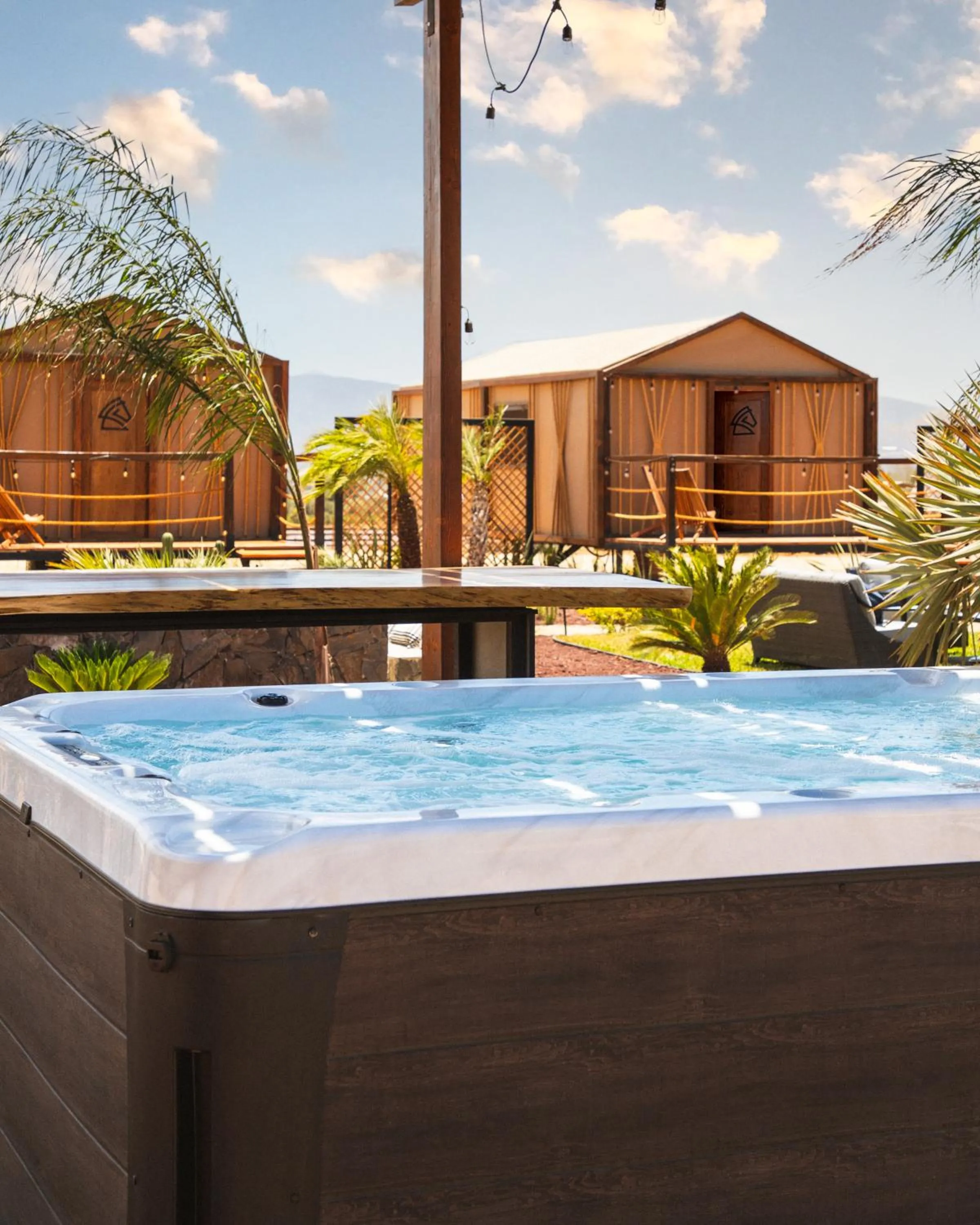 Hot Tub in Indomito Resort & Hotel Boutique