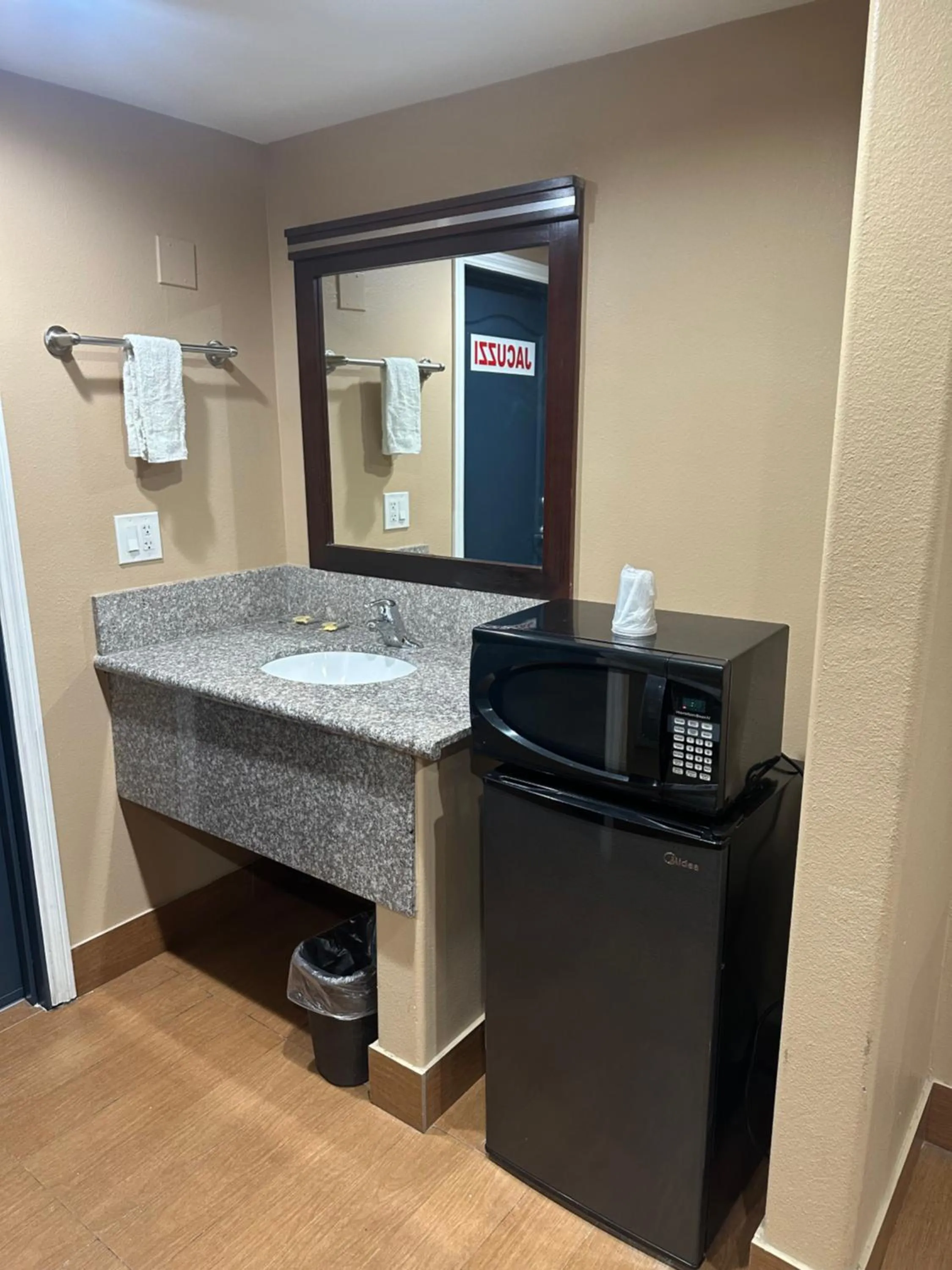 Bathroom in Stardust inn