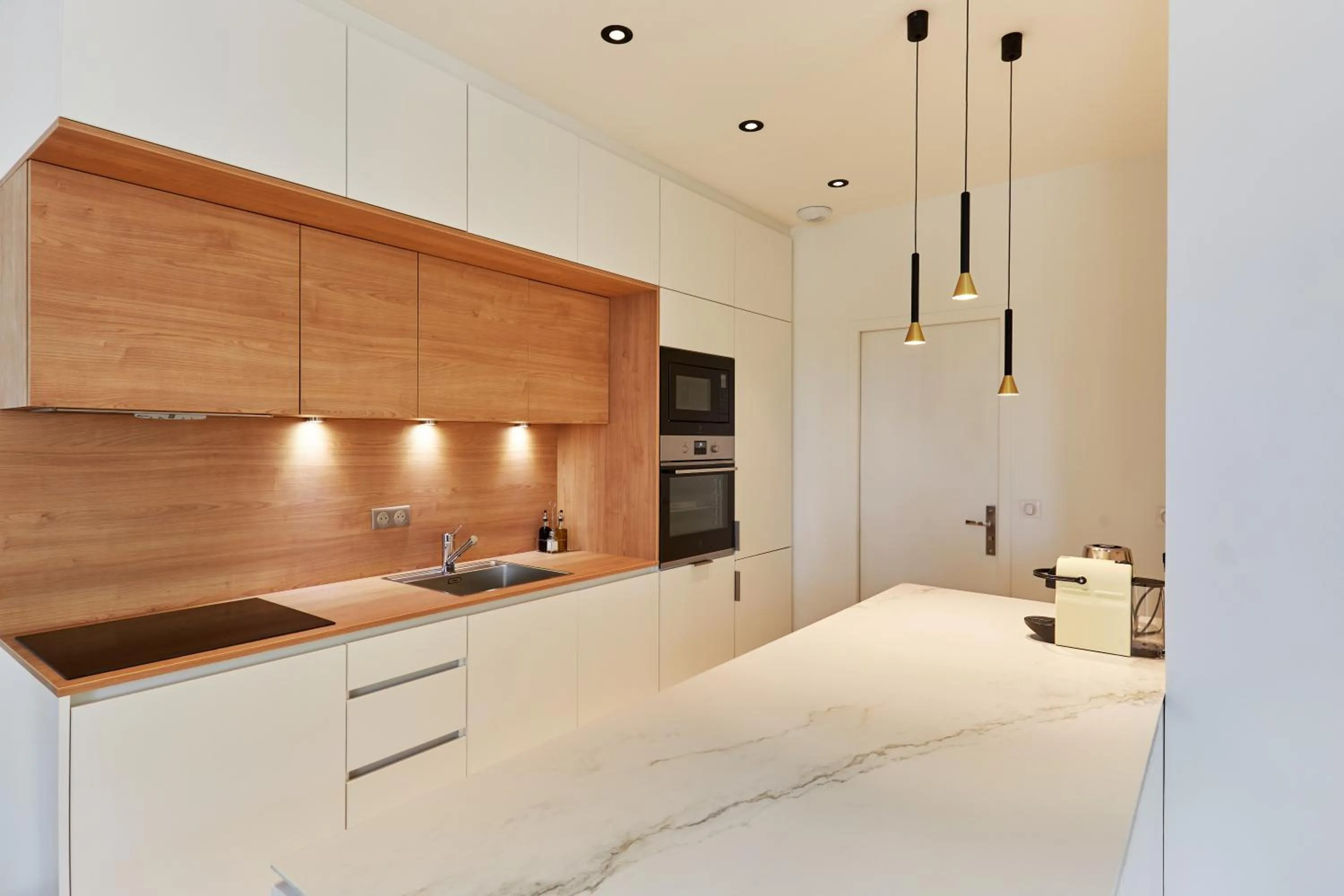 Kitchen or kitchenette in Appartement exceptionnel avec parking Centre-ville Aix-en-Provence