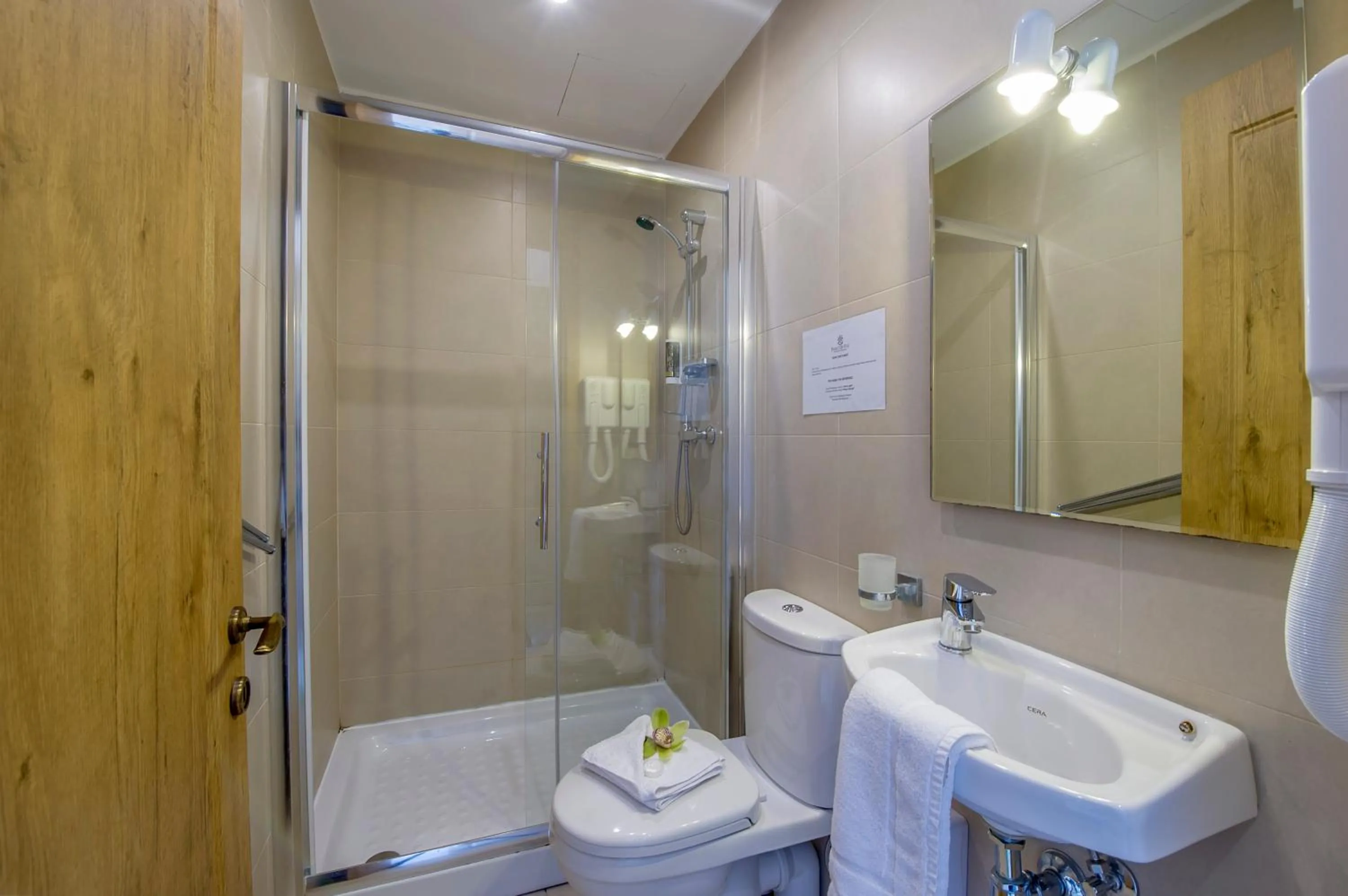 Bathroom in Point de vue Guesthouse