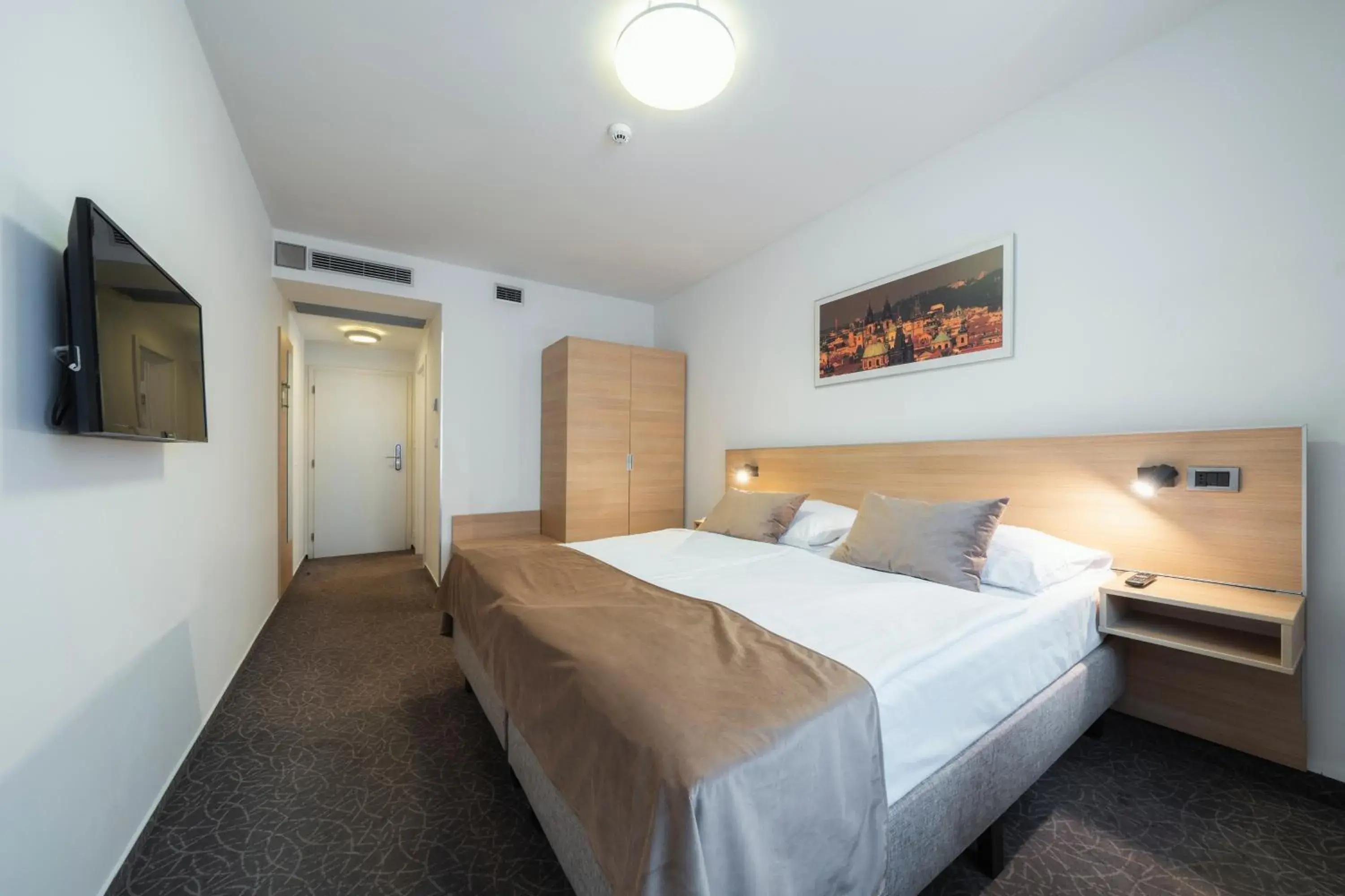 Photo of the whole room, Bed in Hotel Ehrlich Prague Photo of the whole room, Bed in Hotel Ehrlich Prague