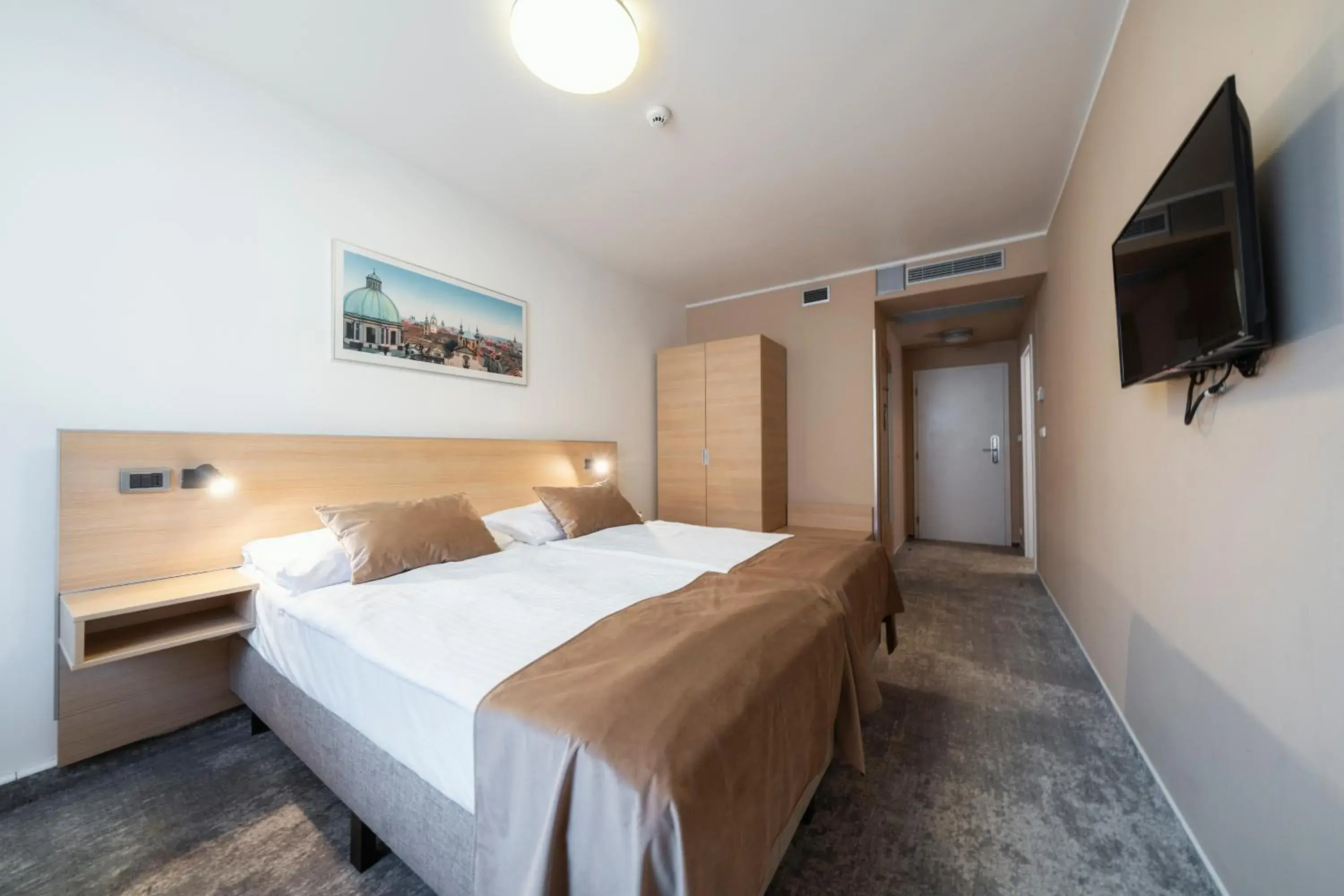 Photo of the whole room, Bed in Hotel Ehrlich Prague Photo of the whole room, Bed in Hotel Ehrlich Prague