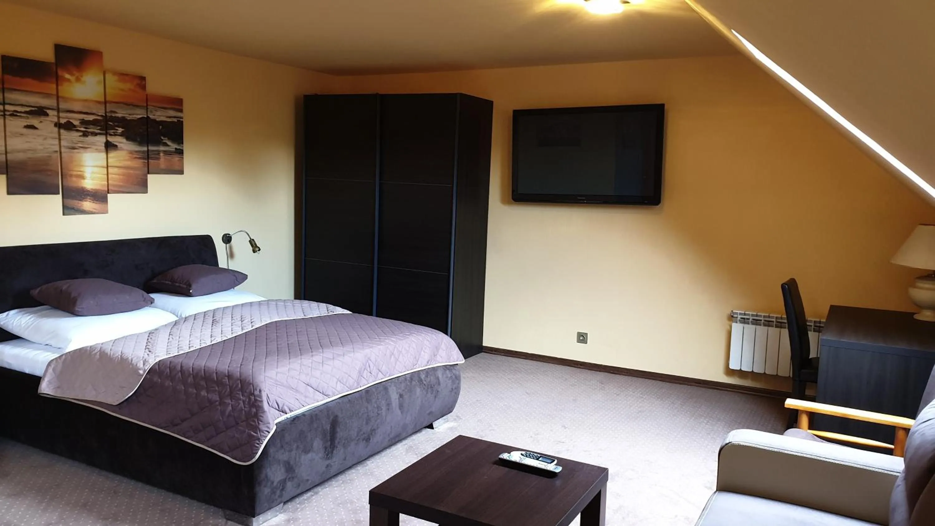 Bed in Hotel Grodzki