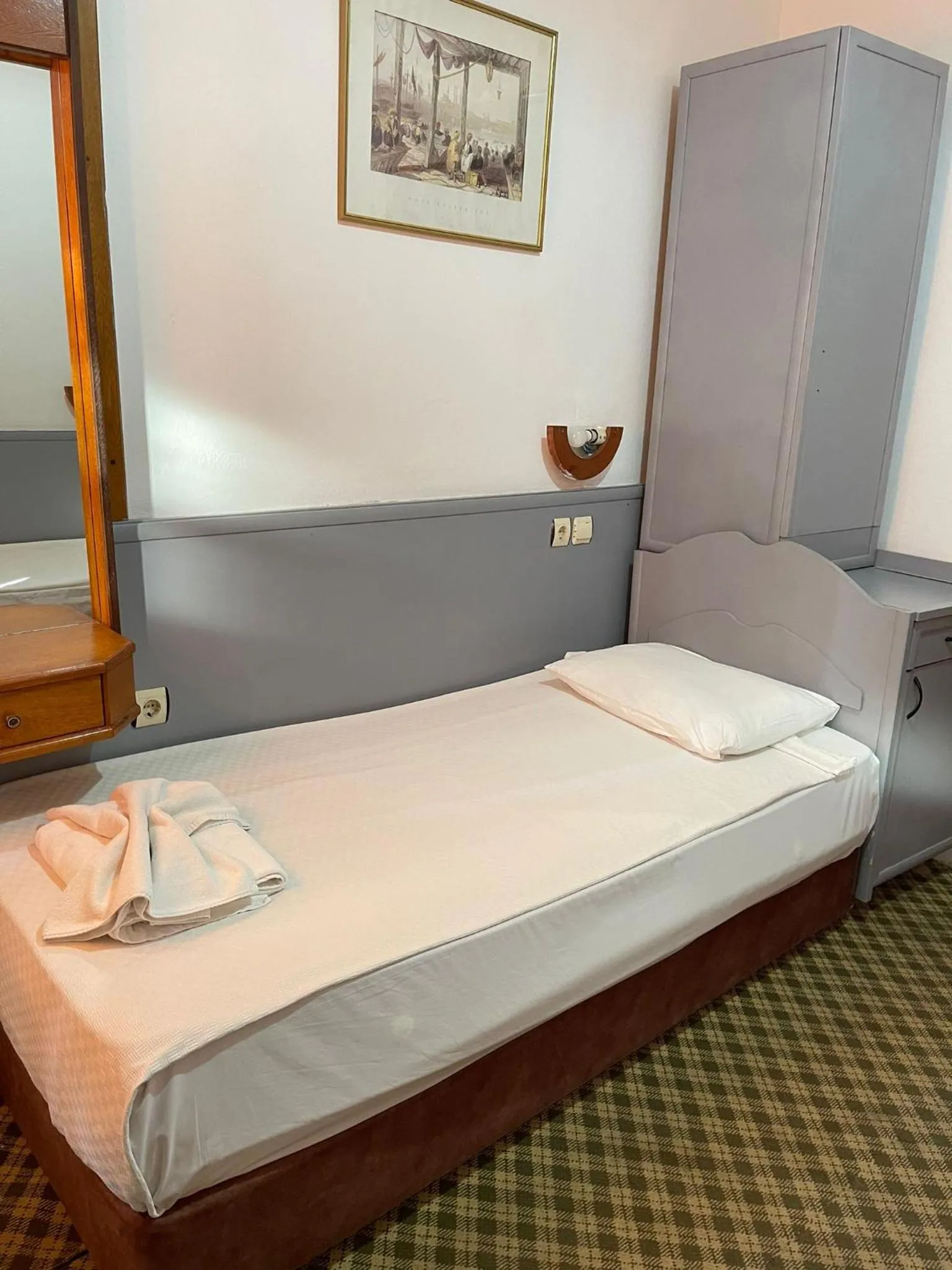 Bed in Hotel Karyatit Kaleici