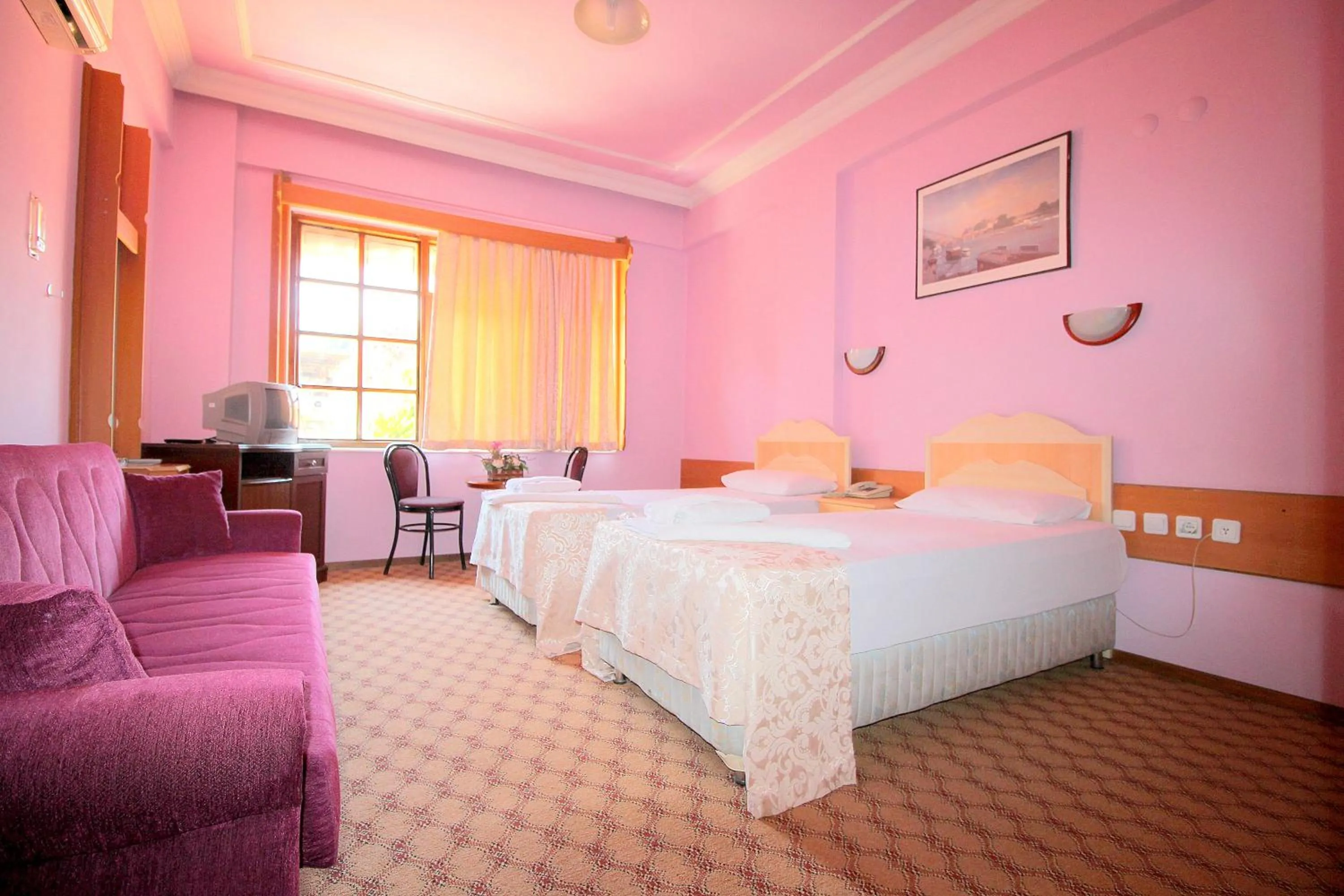 Bedroom, Bed in Hotel Karyatit Kaleici