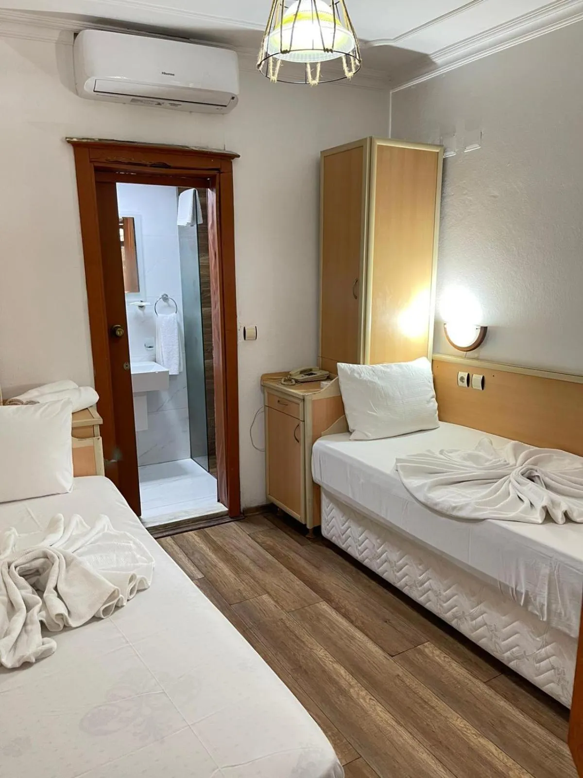 Bed in Hotel Karyatit Kaleici