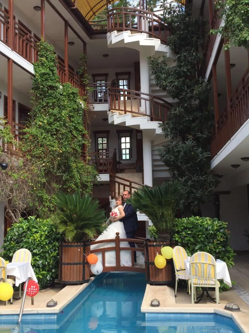 People in Hotel Karyatit Kaleici