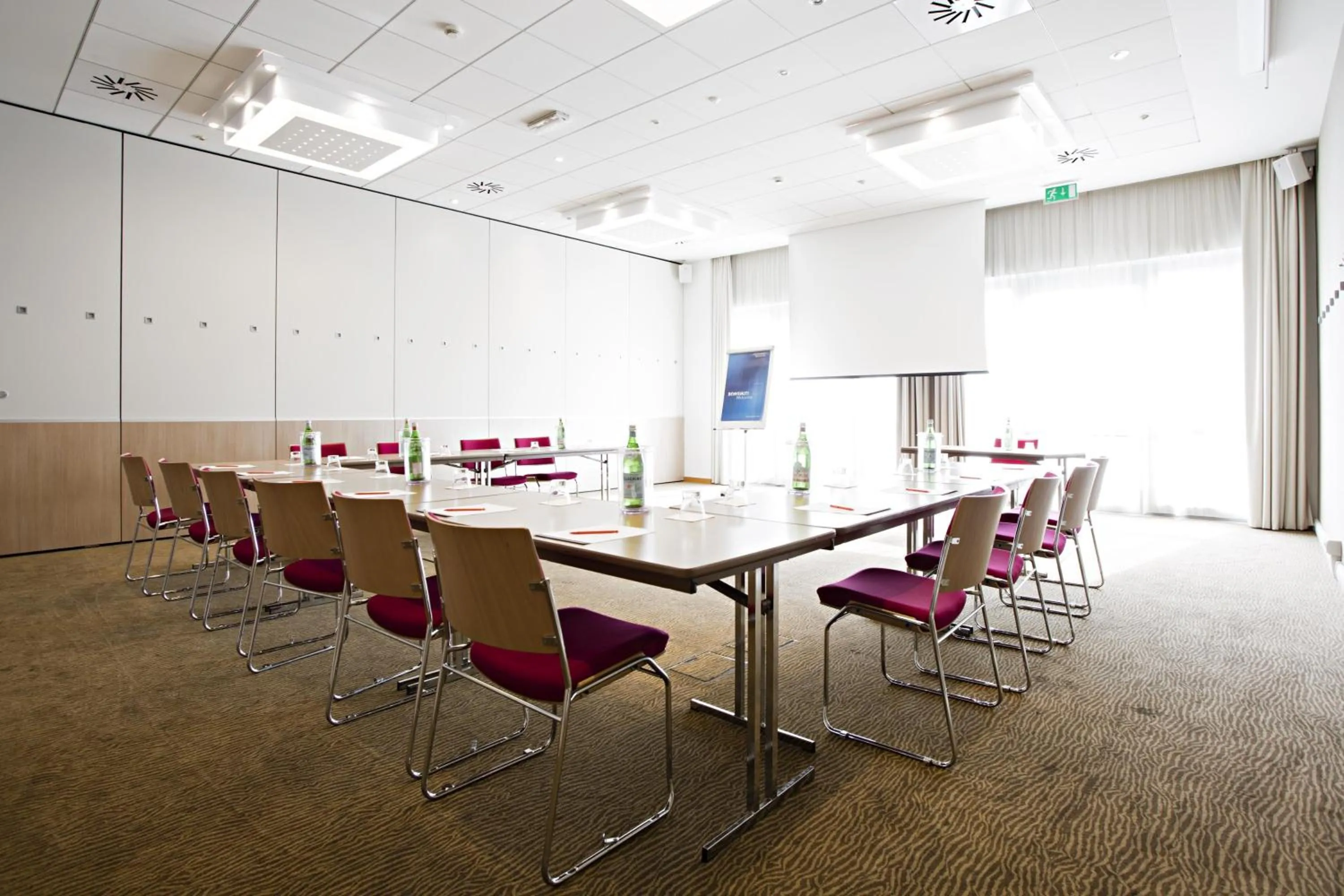Business facilities in Novotel Milano Malpensa Aeroporto