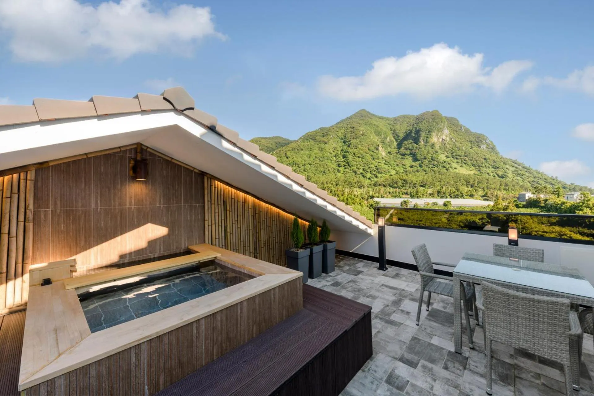 Balcony/Terrace in Hotel HaruSida