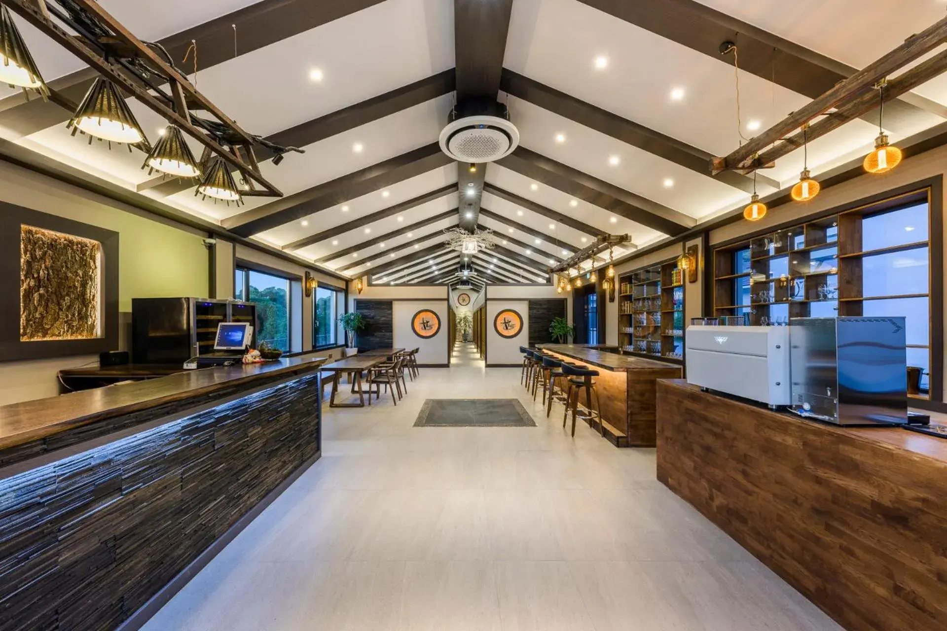 Lounge or bar in Hotel HaruSida Lounge or bar in Hotel HaruSida