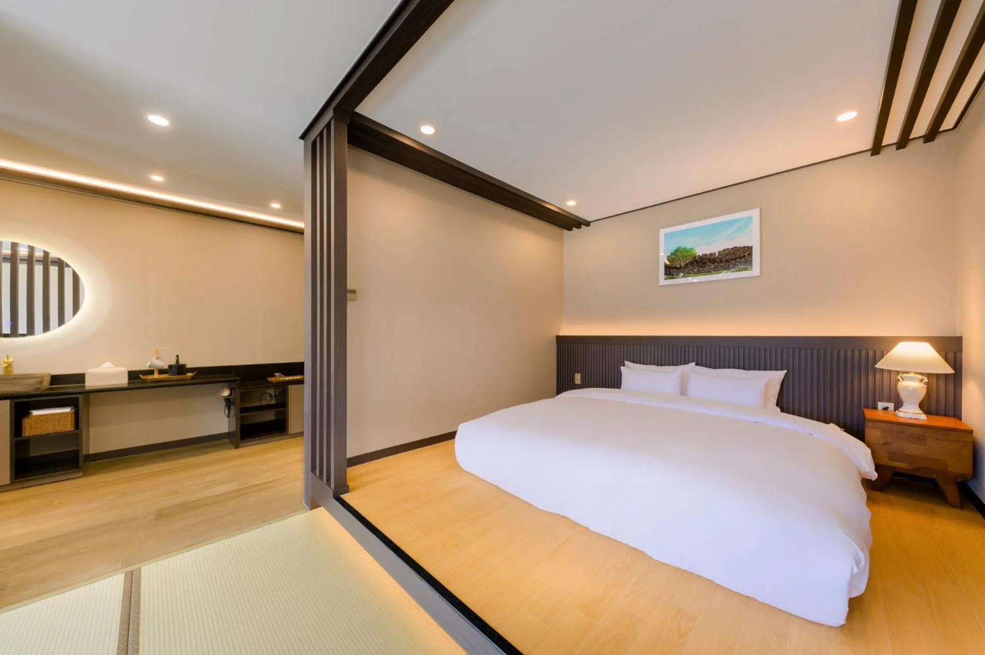 Photo of the whole room, Bed in Hotel HaruSida