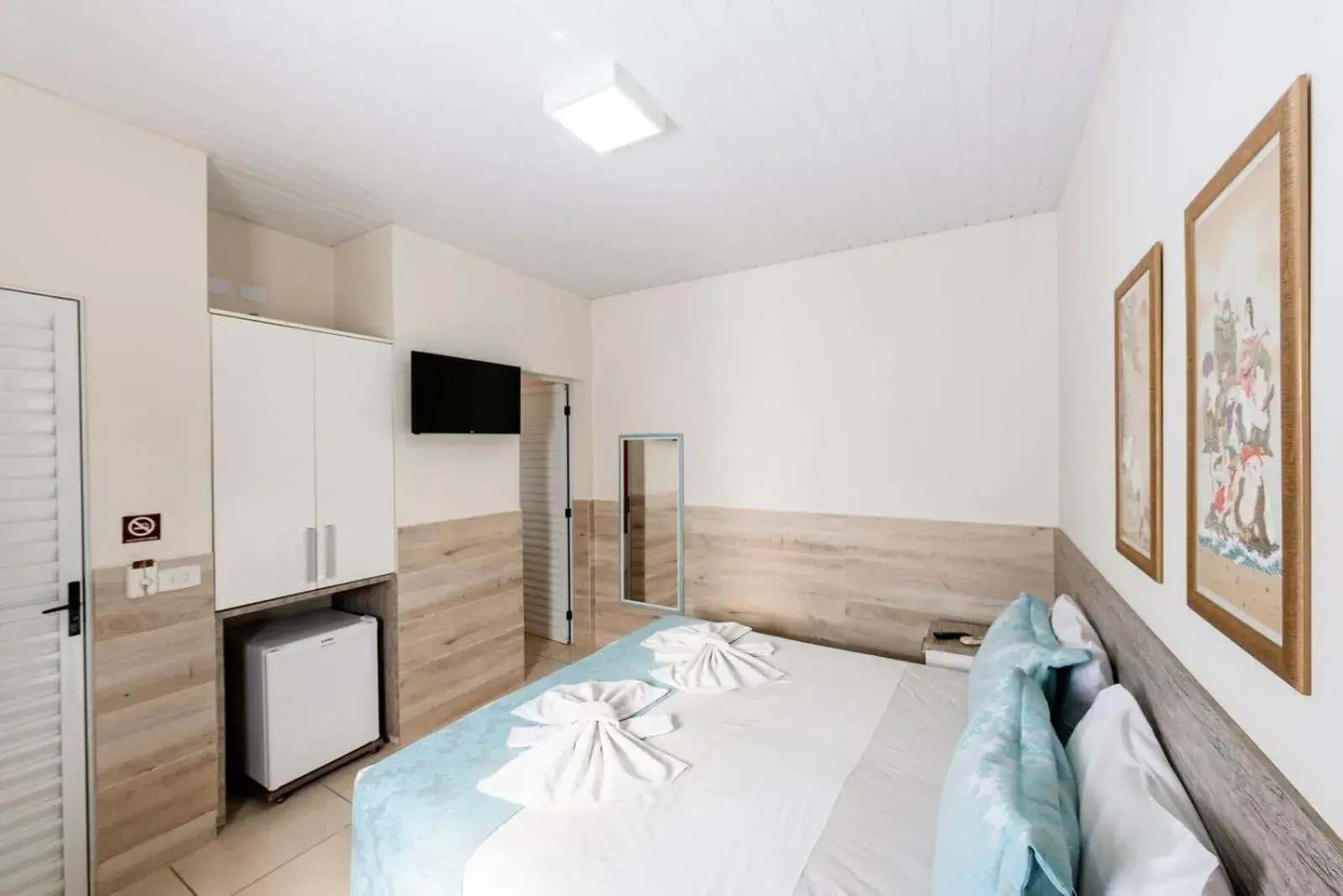 Room with Double Bed in Tokyo Hotel Room with Double Bed in Tokyo Hotel