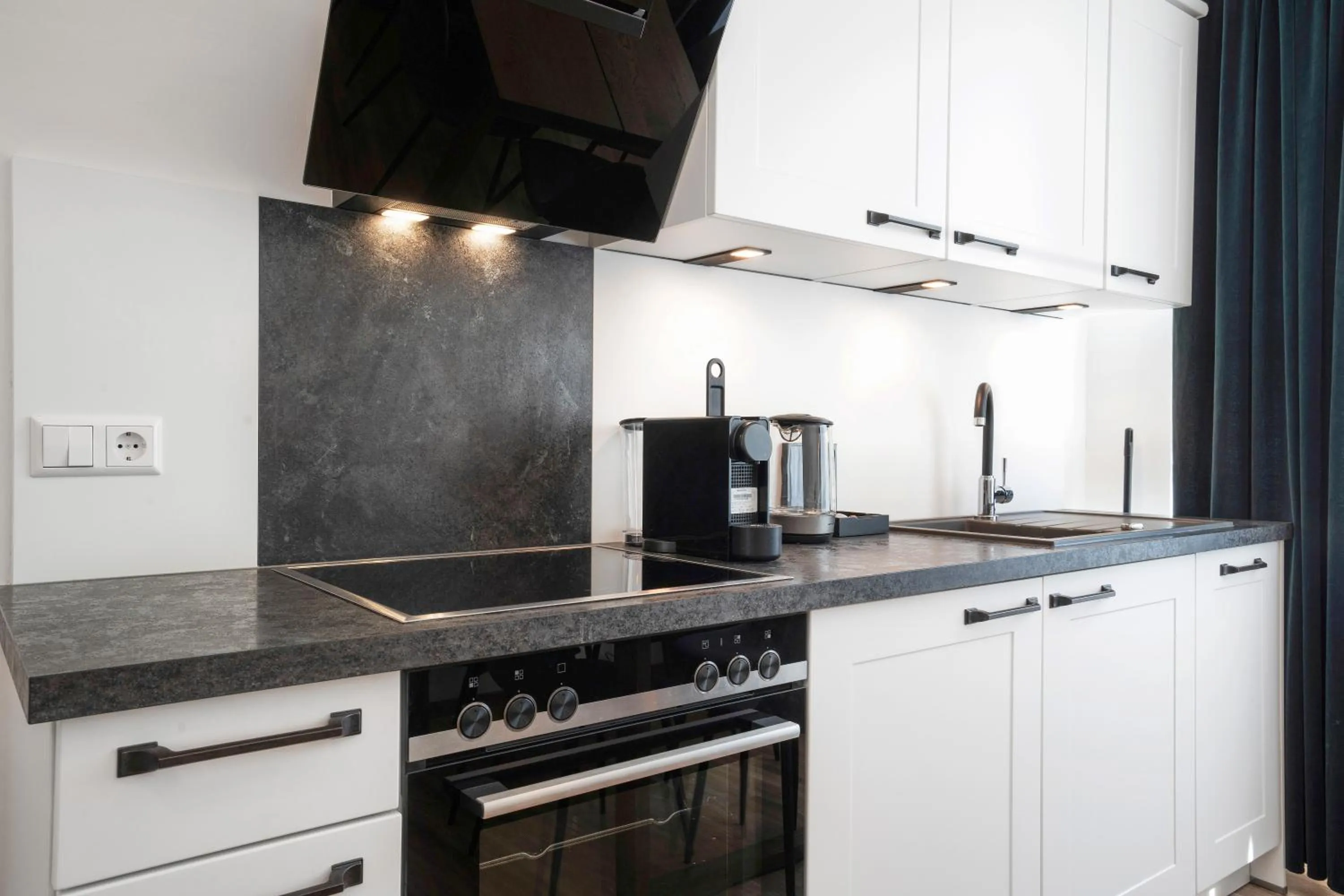 Coffee/tea facilities in easy-flat Hauptplatz - City Center Apartments with a Kitchen