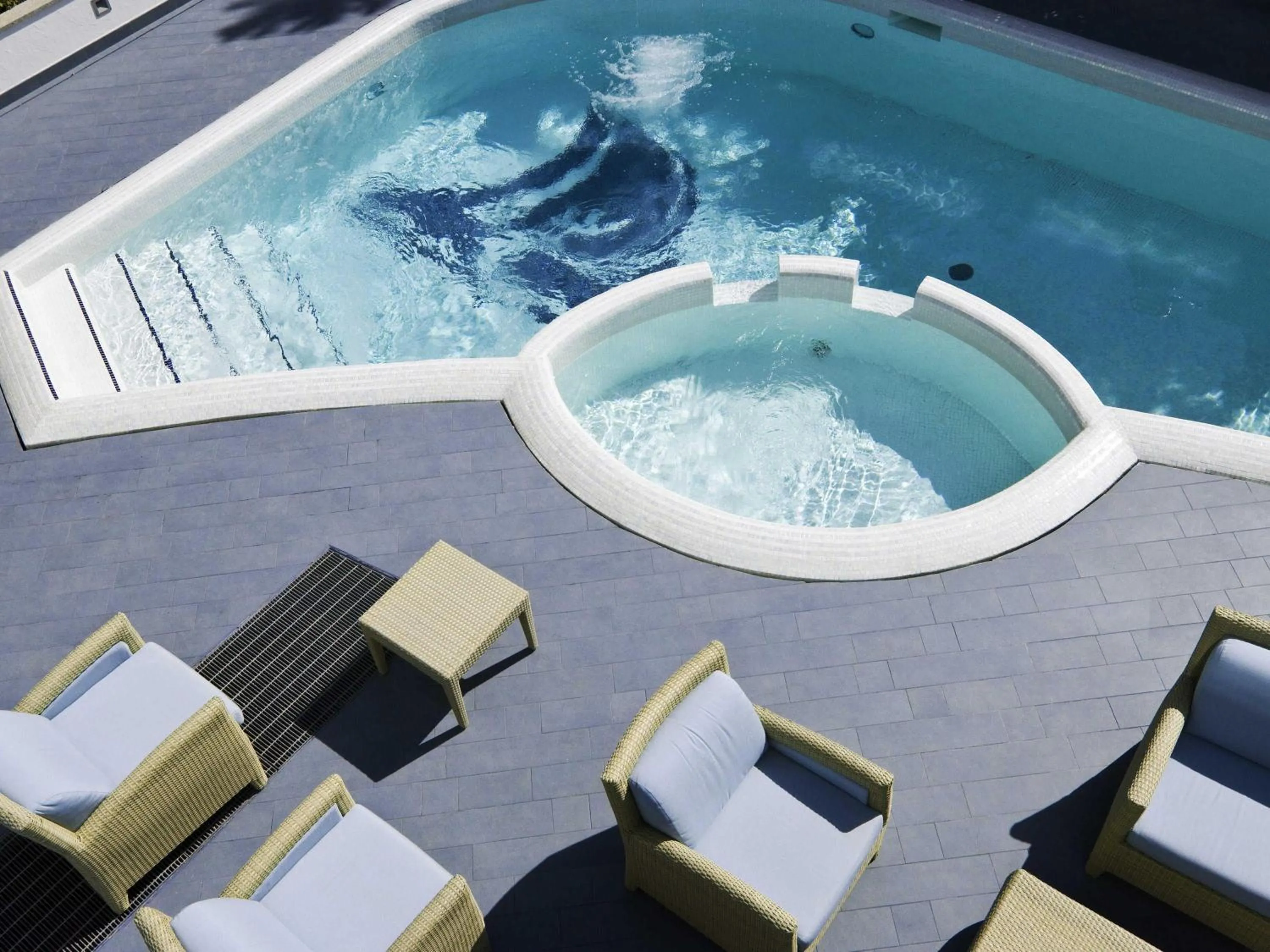 Pool view in Mercure Rimini Lungomare