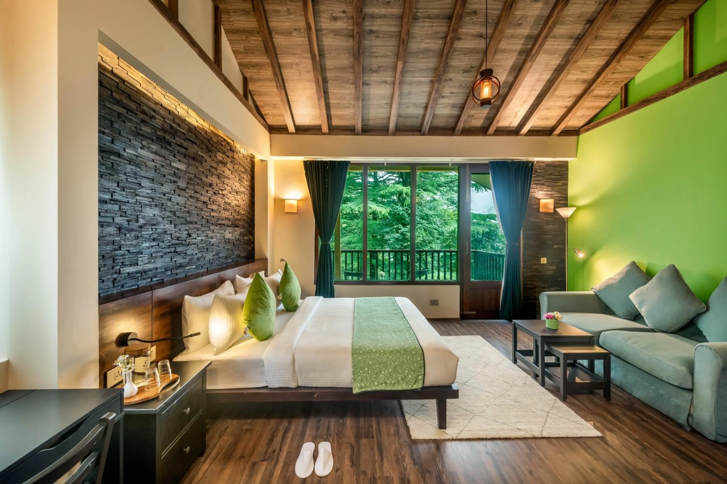 Bed in Hotel Eagles Nest