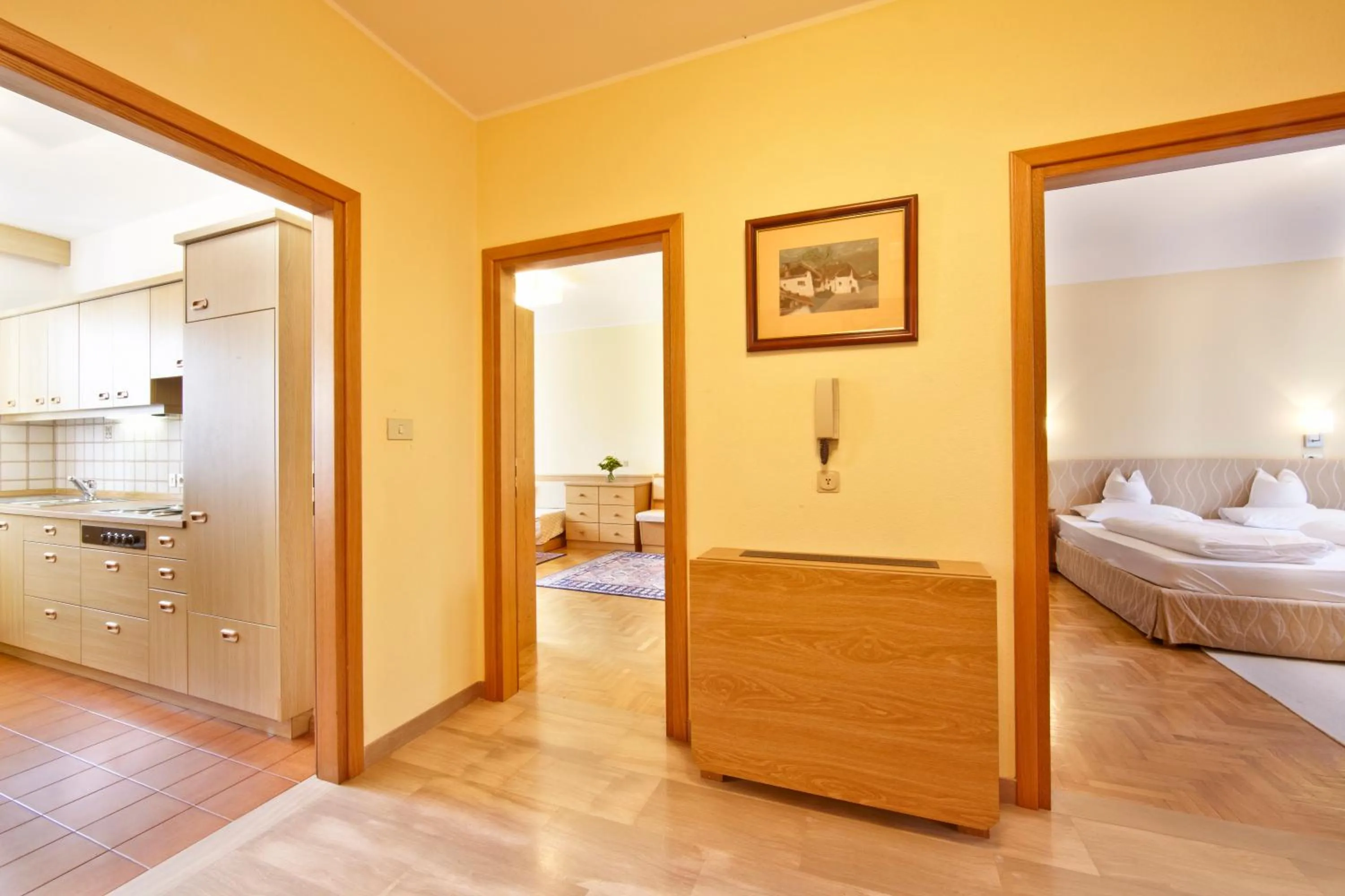 One-Bedroom Apartment with Private Terrace - Annex in Hotel Gartenresidence Zea Curtis