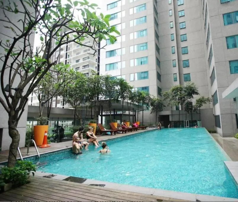 Swimming pool in Summer Suites Apartment @KLCC by Sarah's Lodge