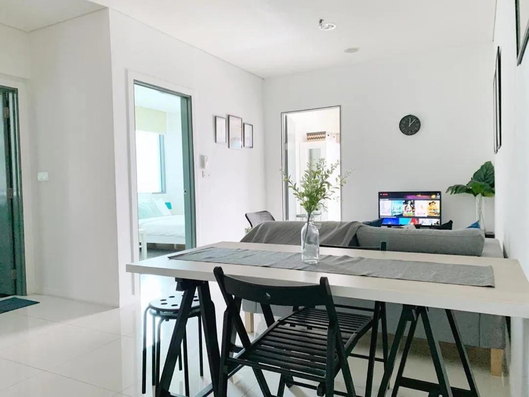 Summer Suites Apartment @KLCC by Sarah's Lodge