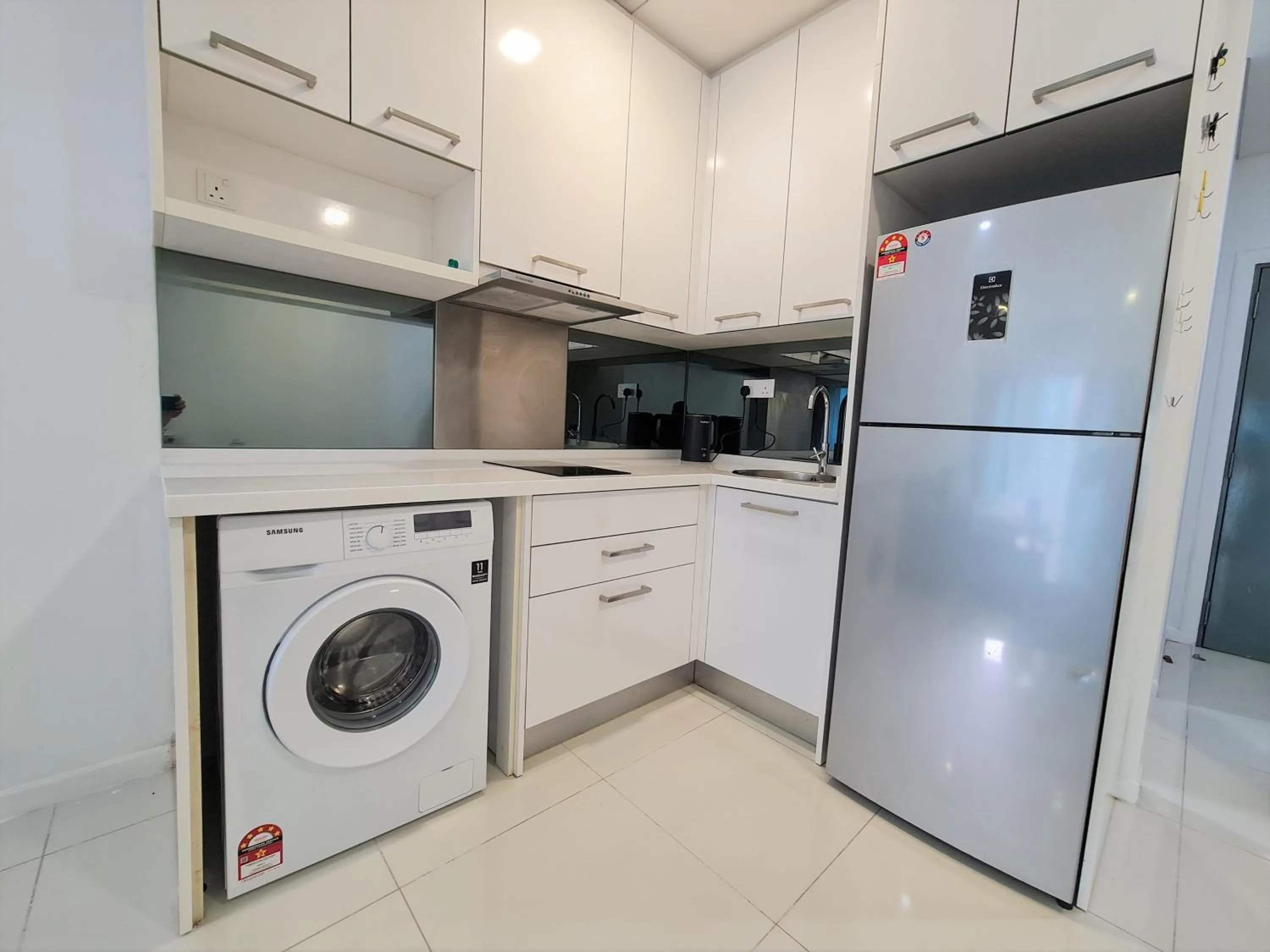 Summer Suites Apartment @KLCC by Sarah's Lodge