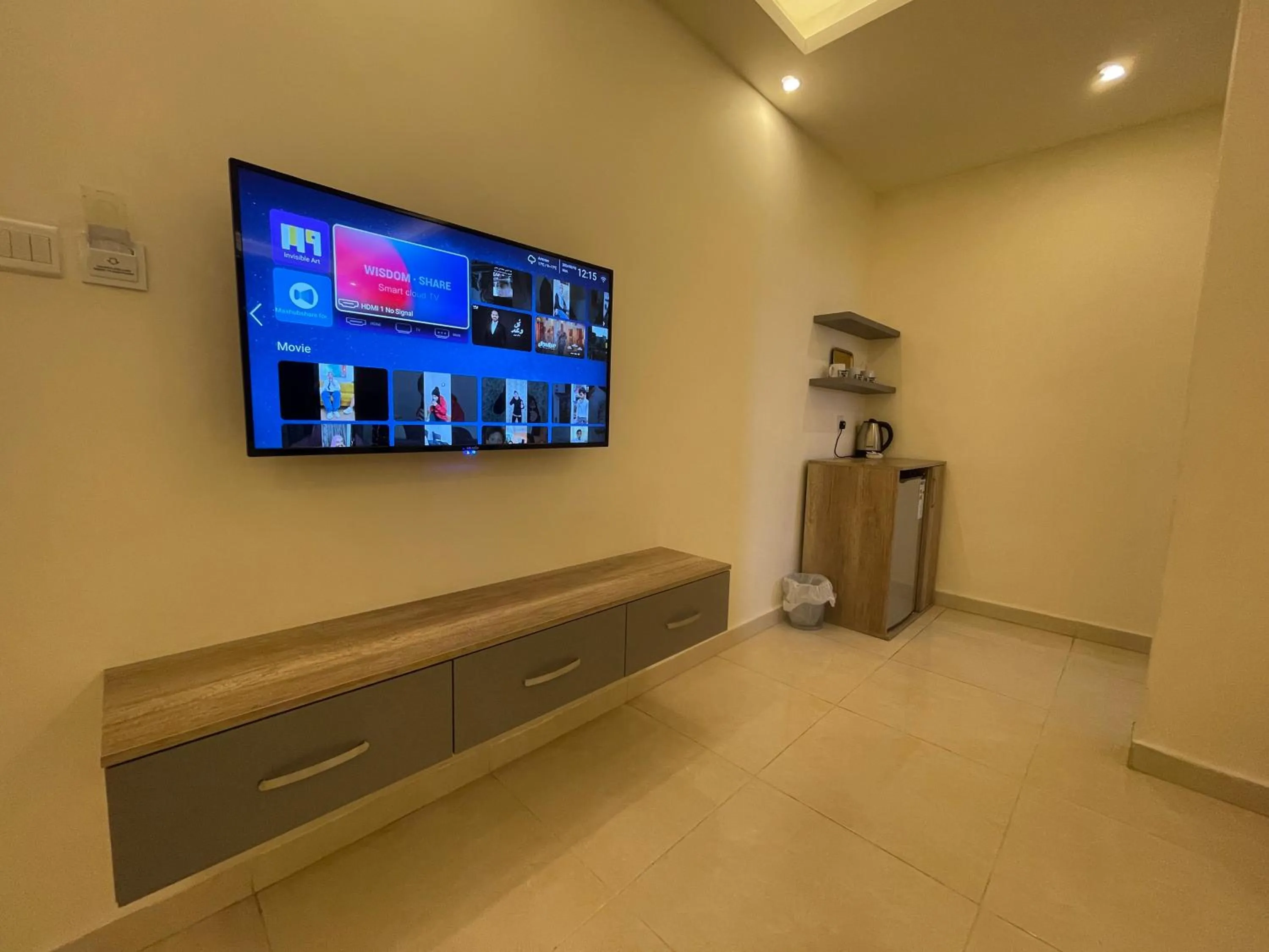 Communal lounge/ TV room in Aster Hotel Aqaba