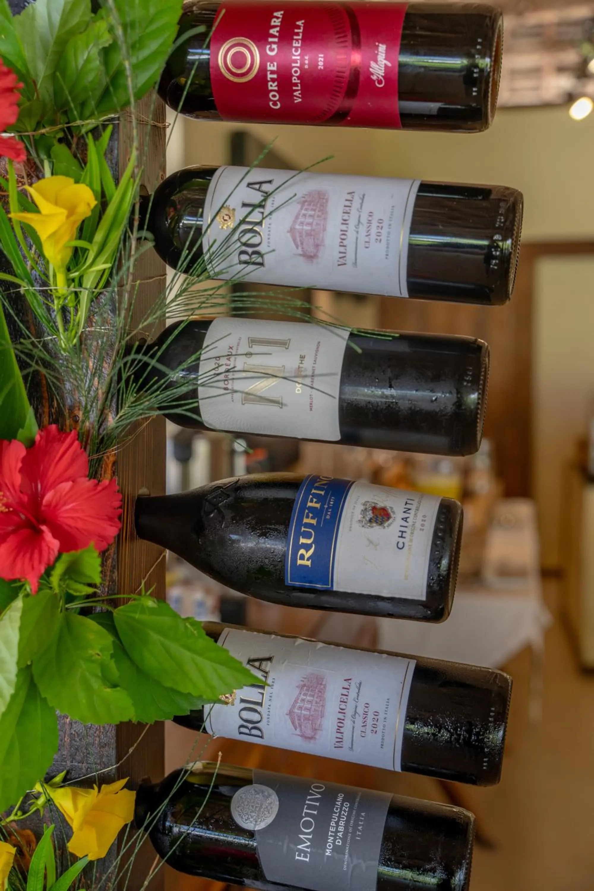 Restaurant/places to eat in Alma Boutique Hotel