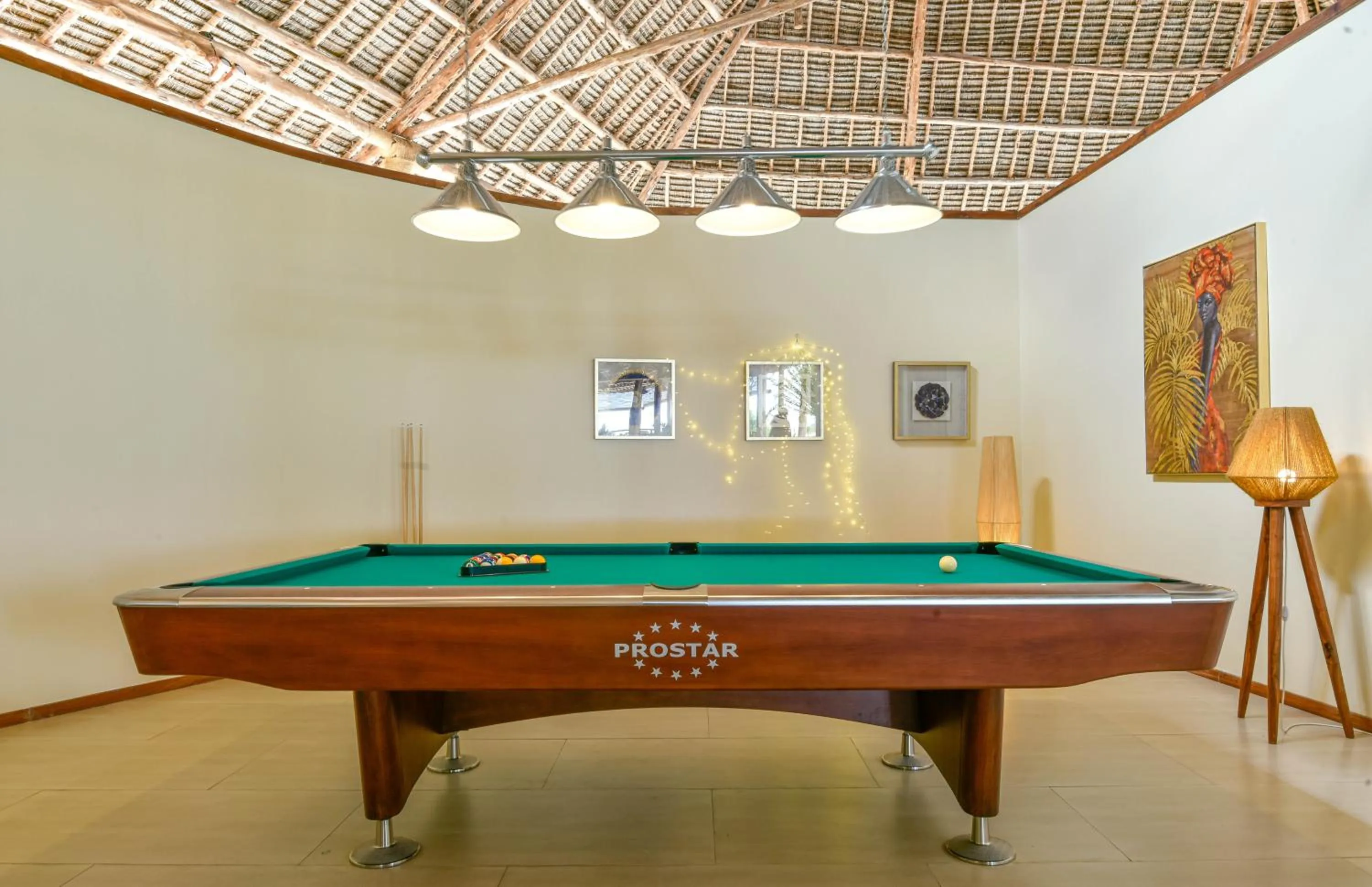 Billiard in Alma Boutique Hotel