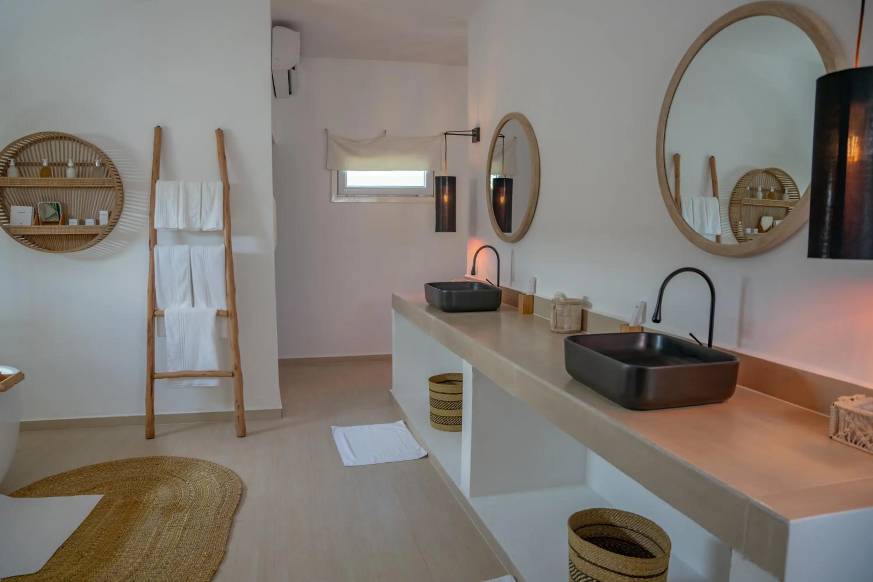 Bathroom in Alma Boutique Hotel