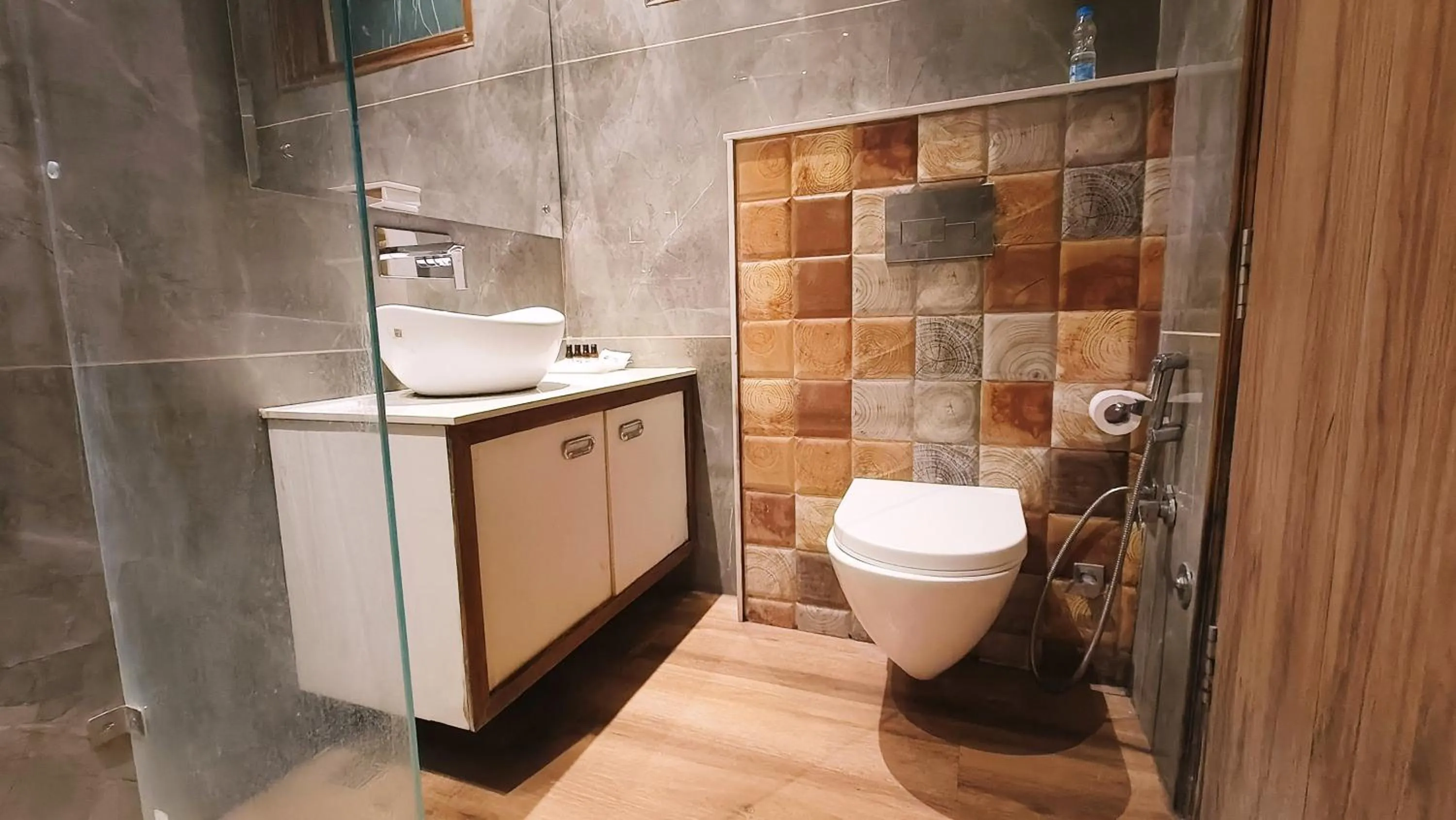 Toilet in Blessings Hotel