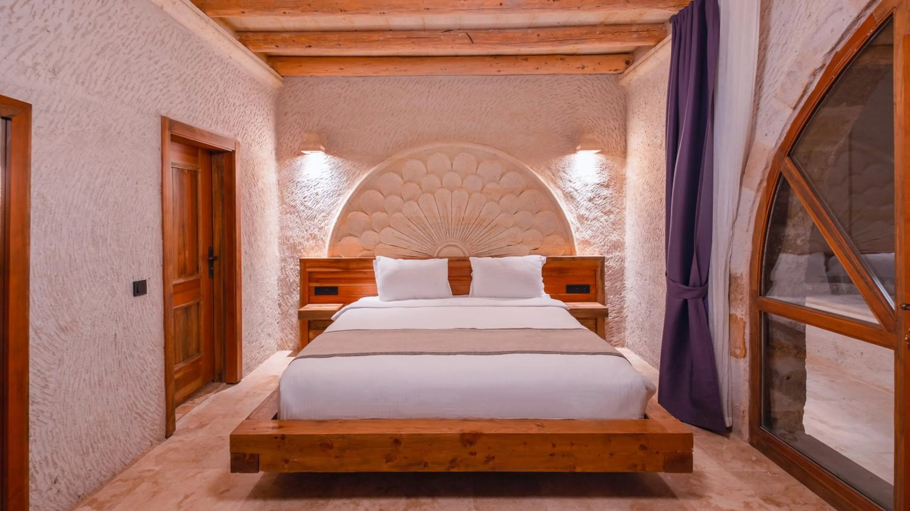 Bed in La Fairy Cappadocia