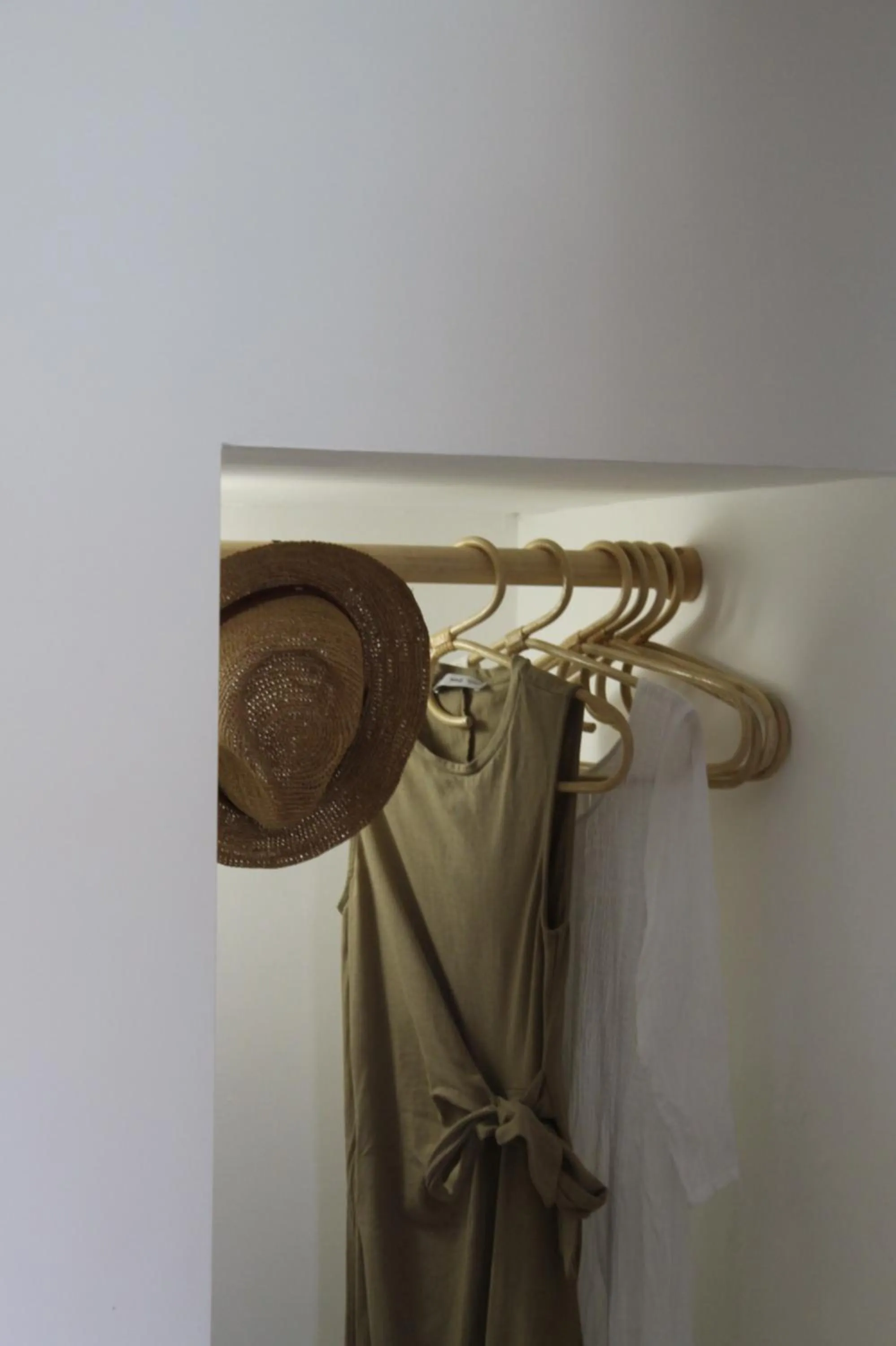 wardrobe in Clori Gaeta