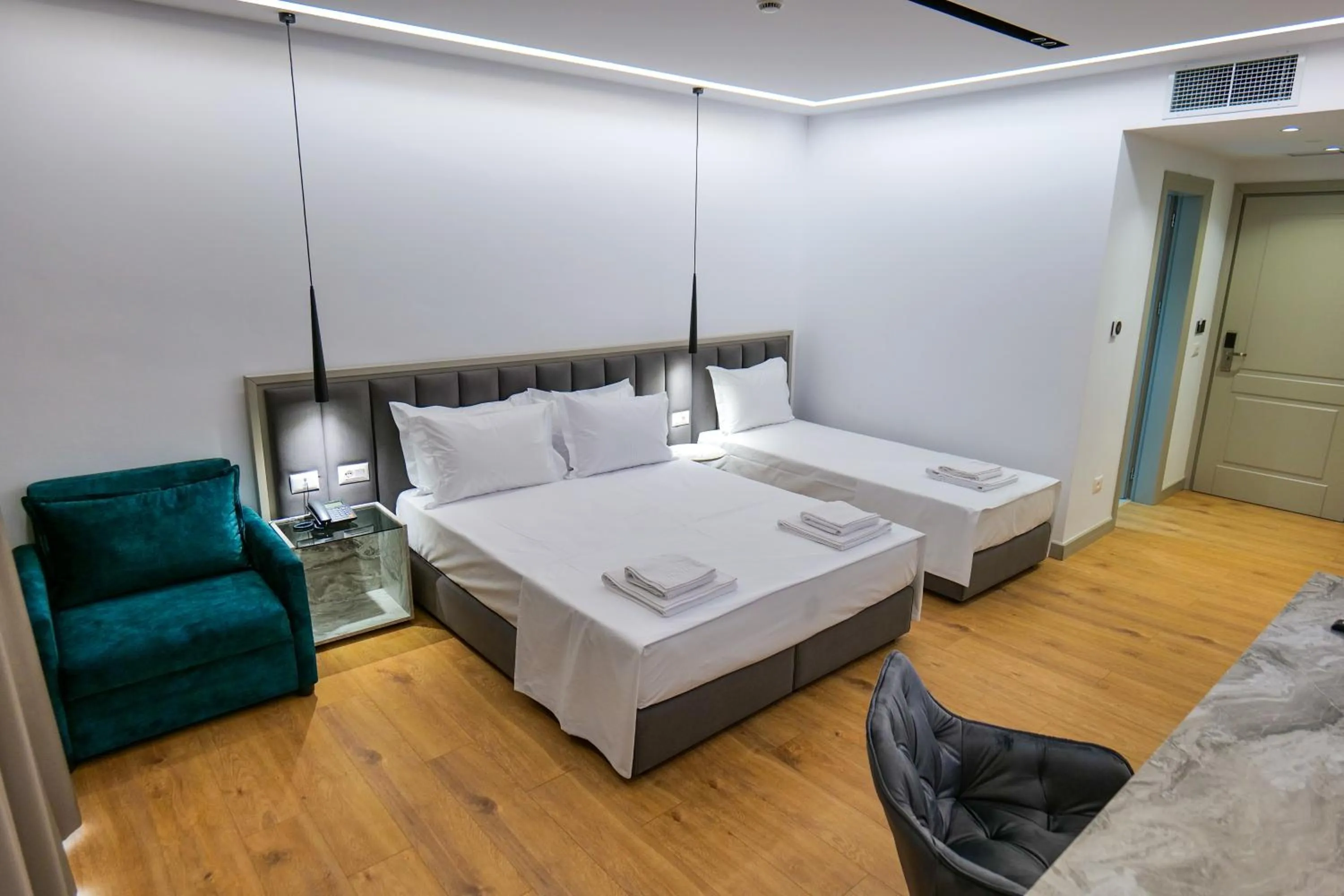 Classic Quadruple Room in Chimaera Hotel