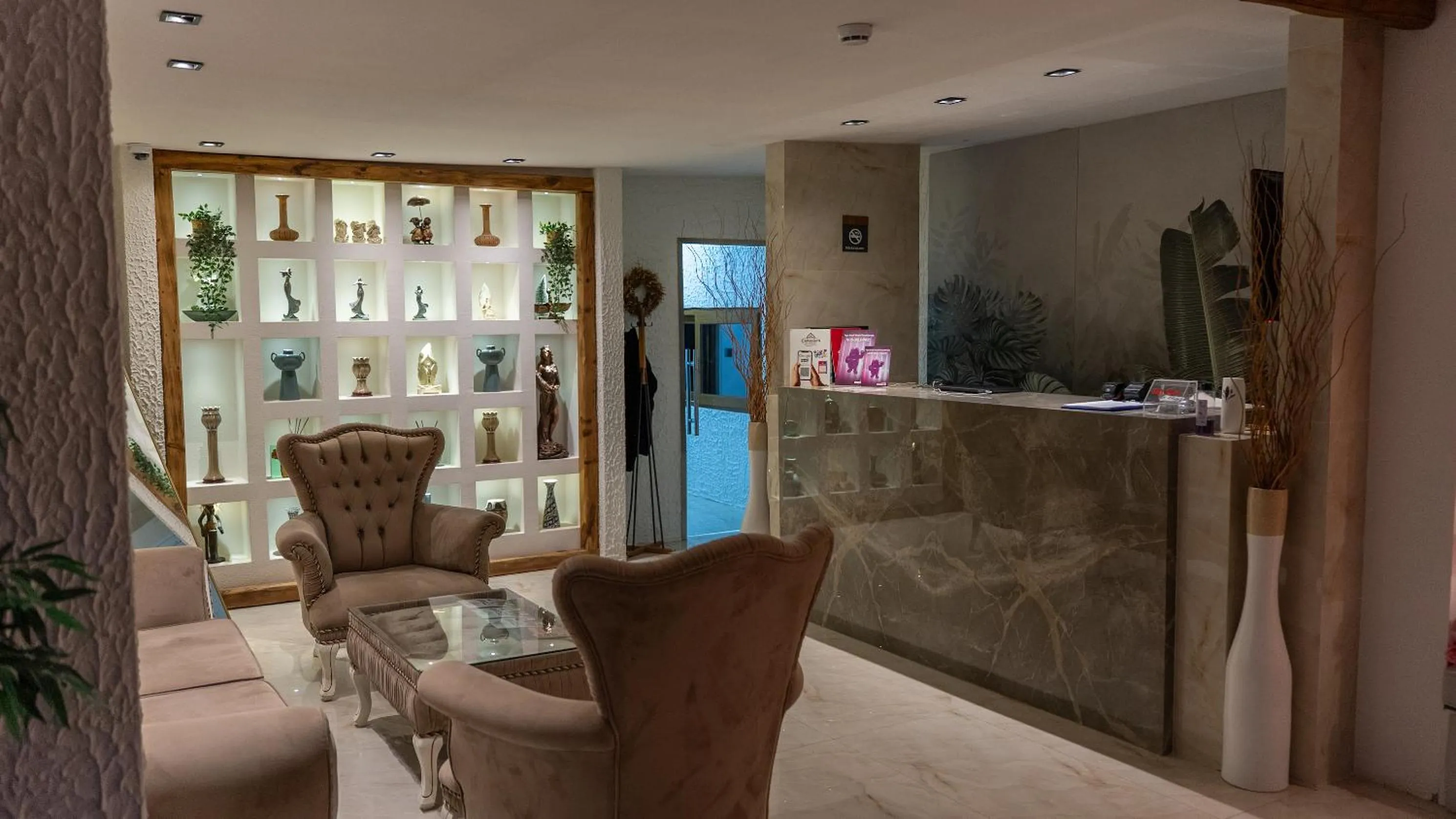 TV and multimedia in Collesium Garden