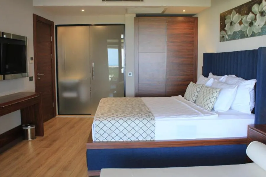 Bed in Seven For Life Thermal Hotel