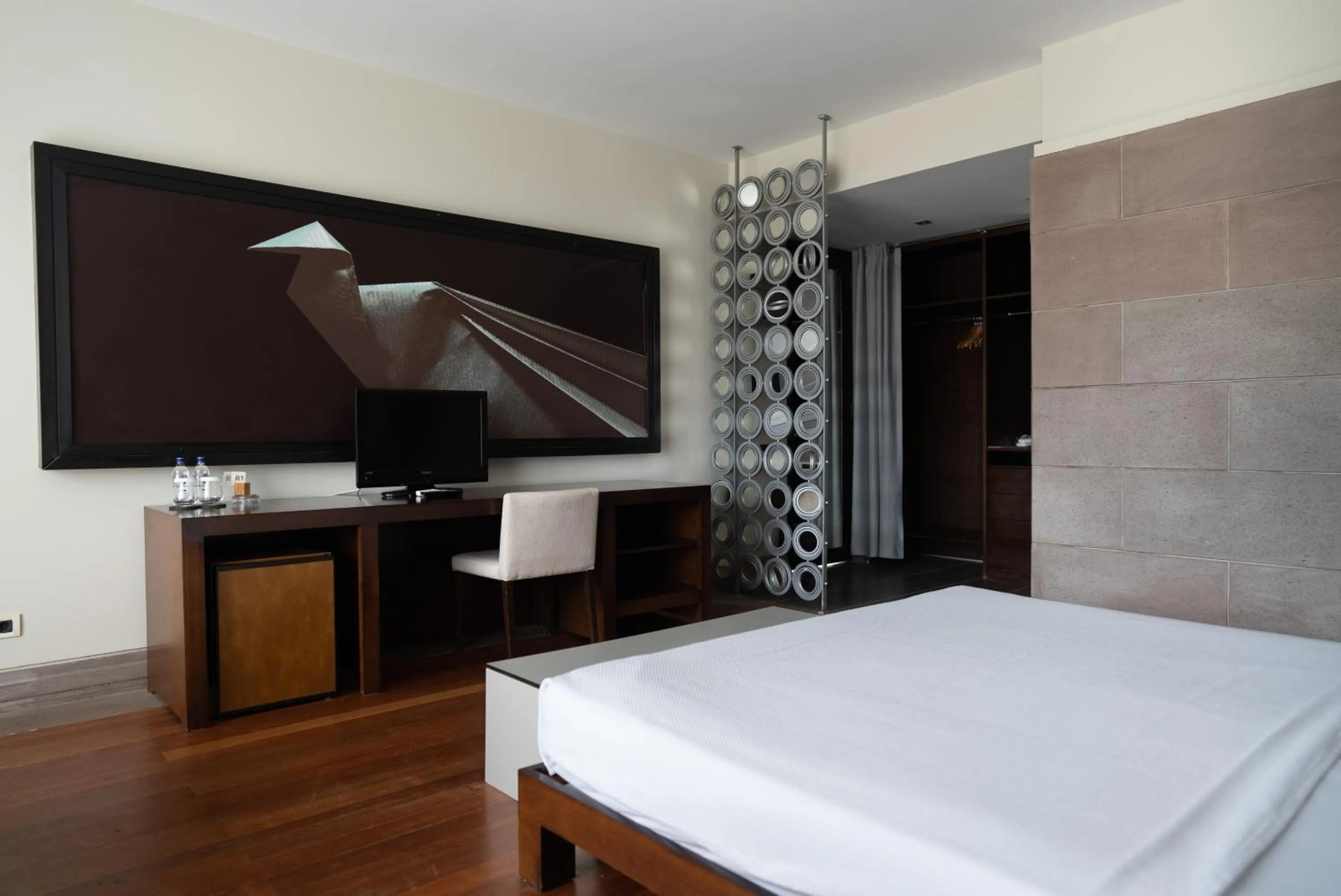 Massage, Bed in No81 Hotel