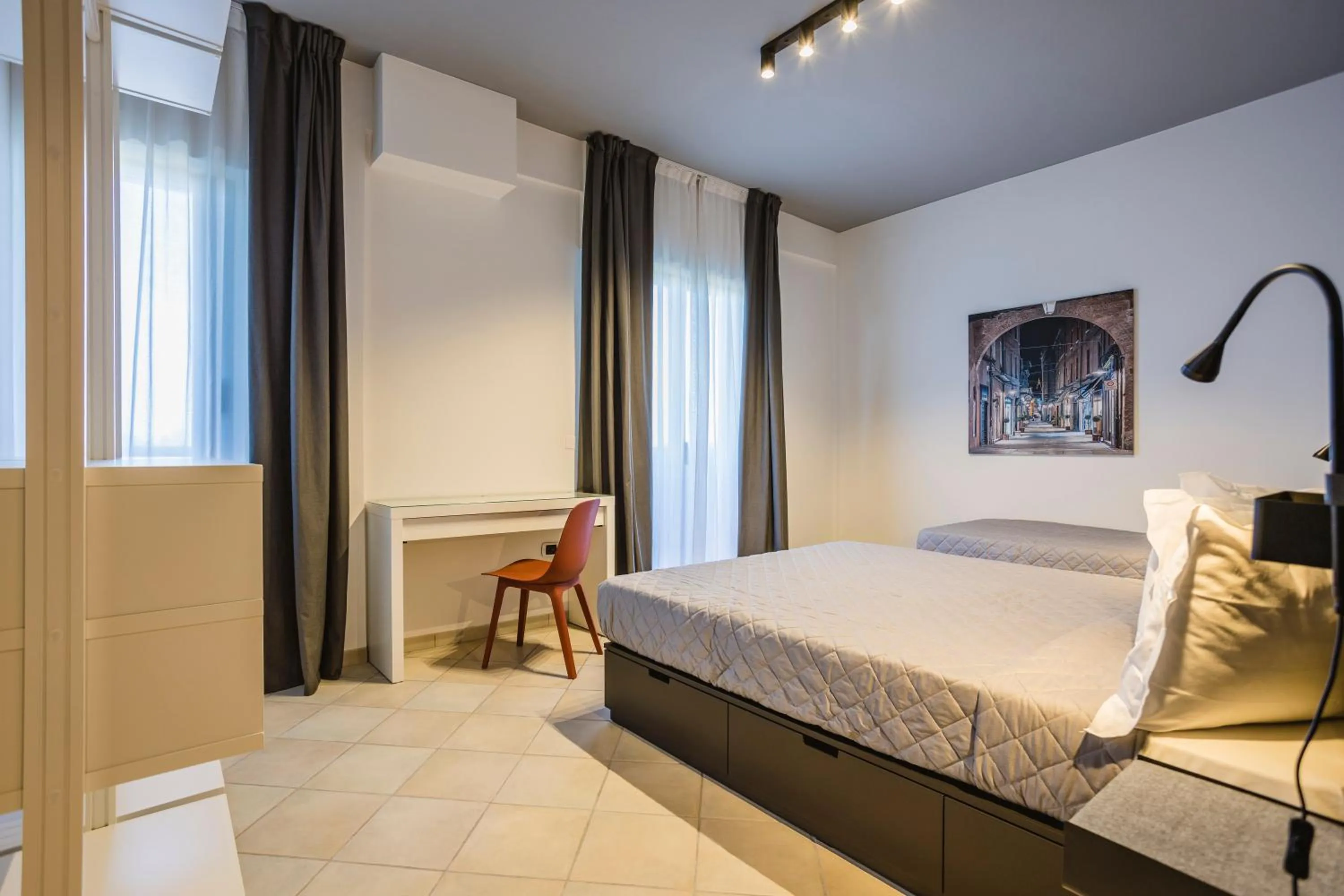 Bed in Residence 9 Line