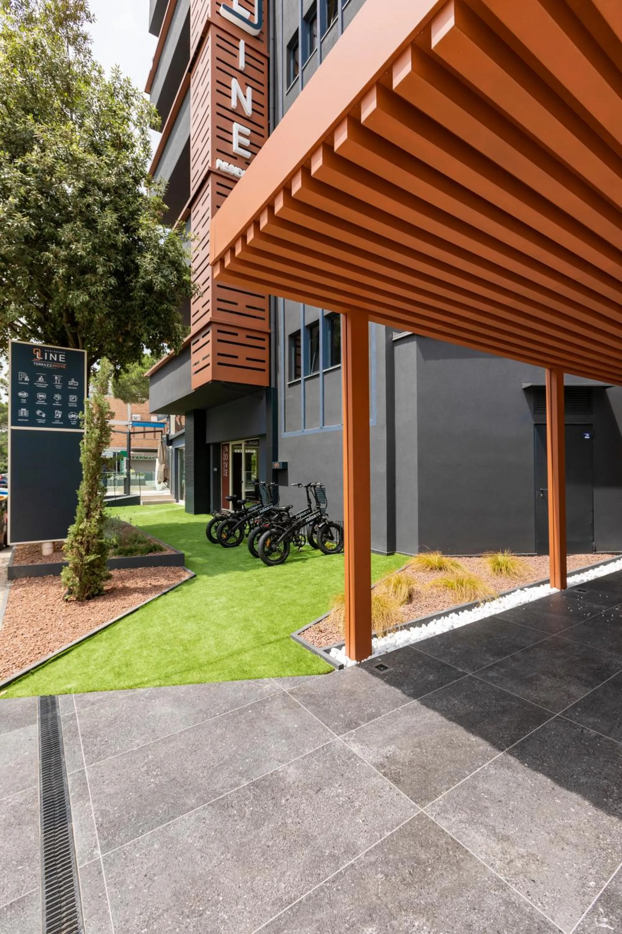 Property building in Residence 9 Line