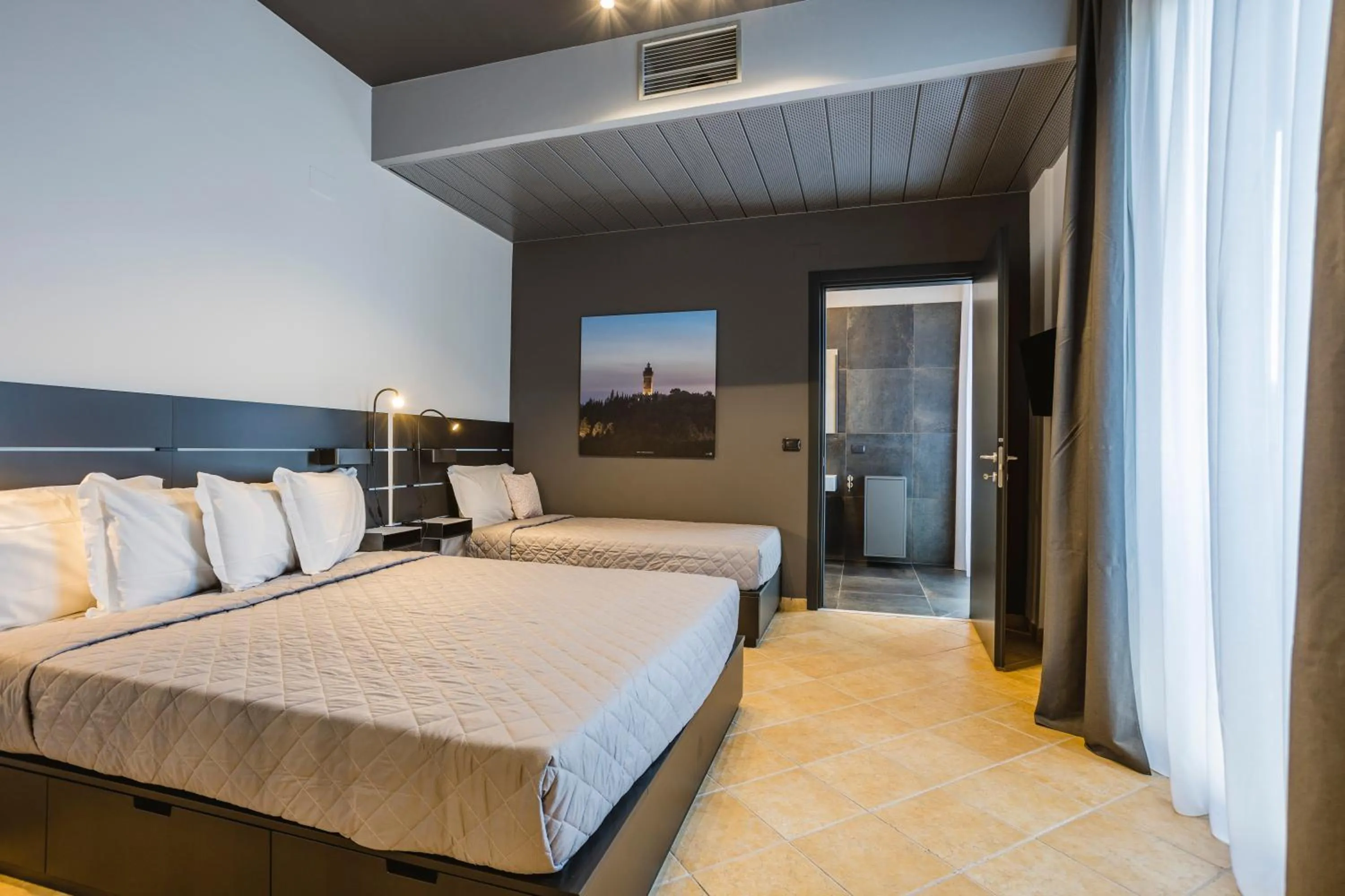 Bed in Residence 9 Line