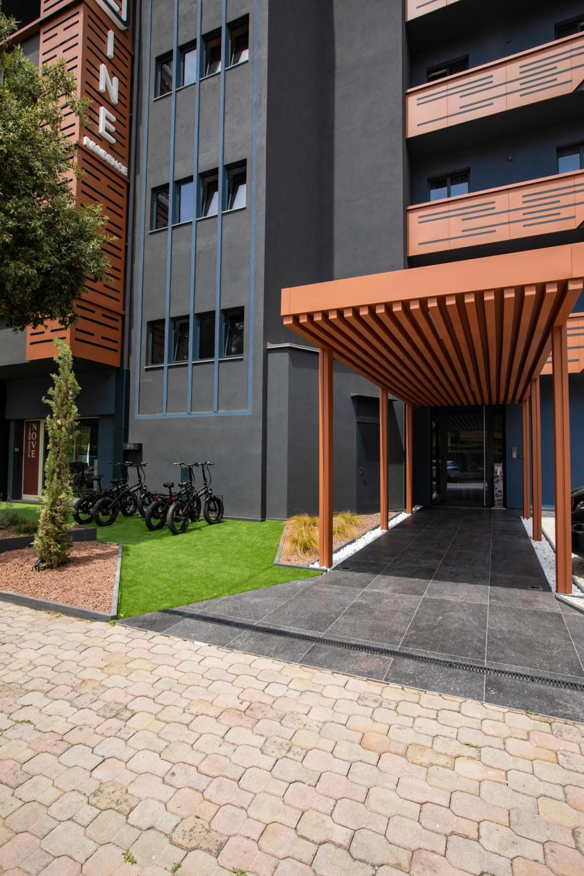 Property building in Residence 9 Line