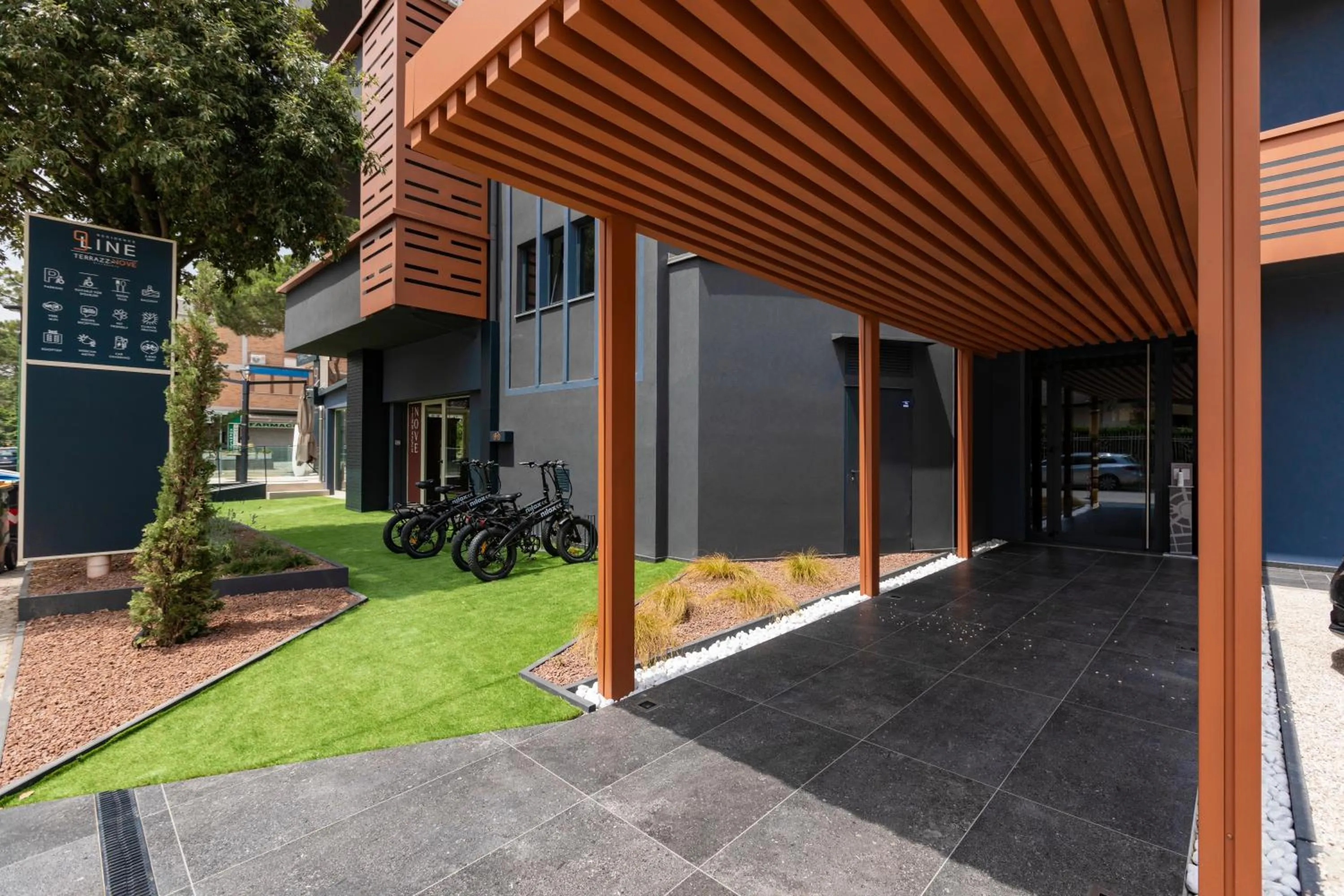 Property building in Residence 9 Line