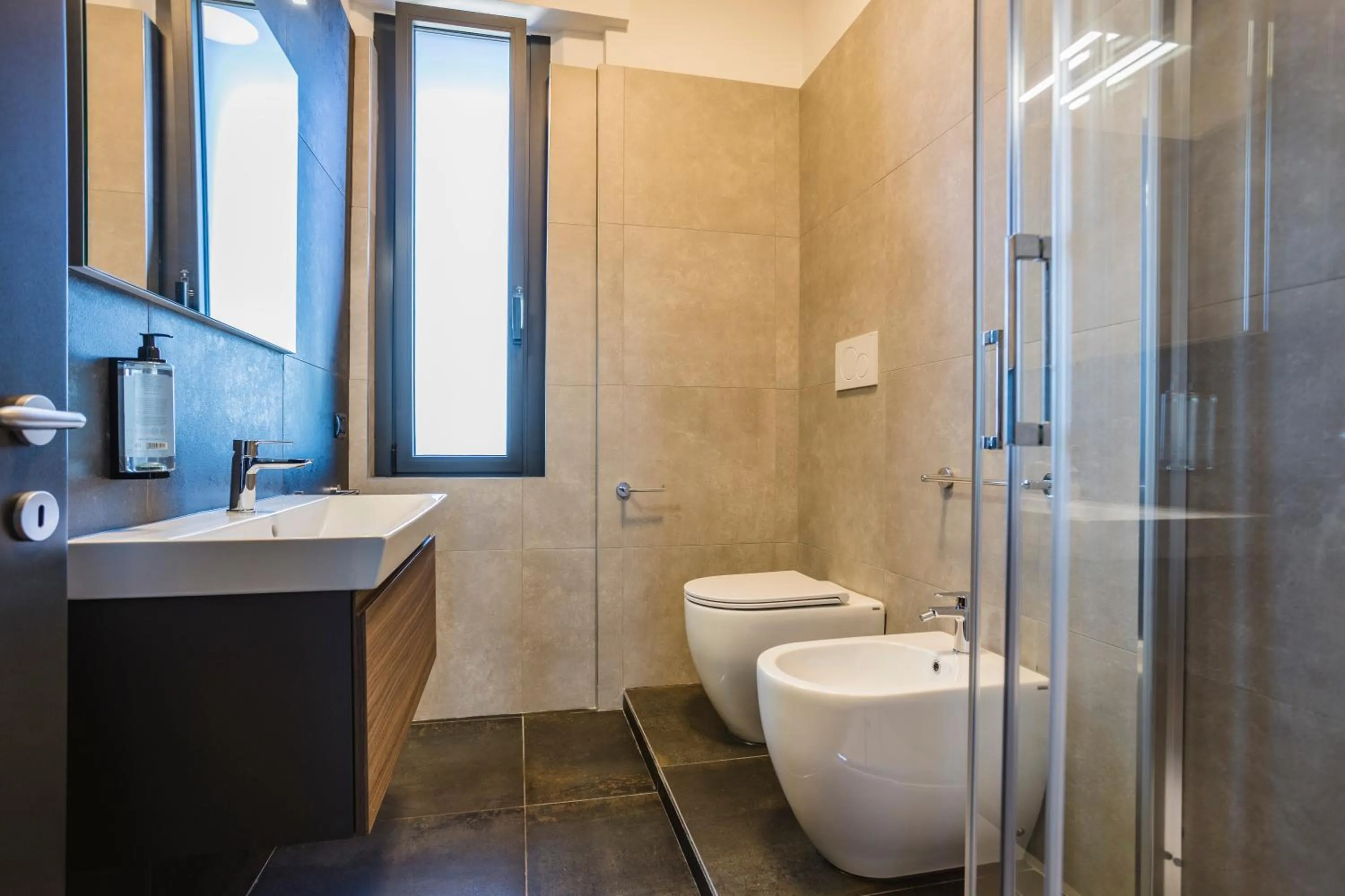 Shower in Residence 9 Line