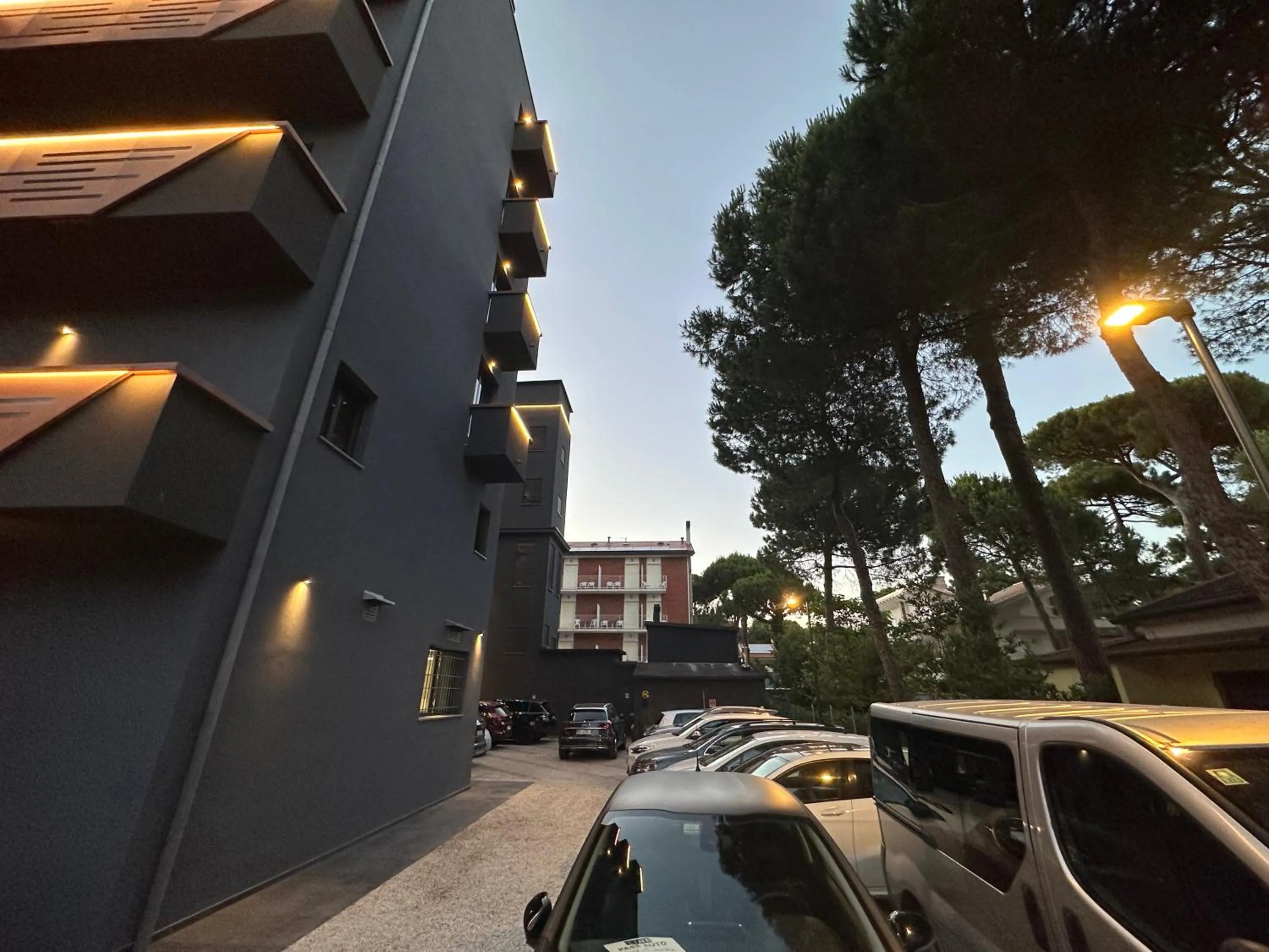 Property building in Residence 9 Line