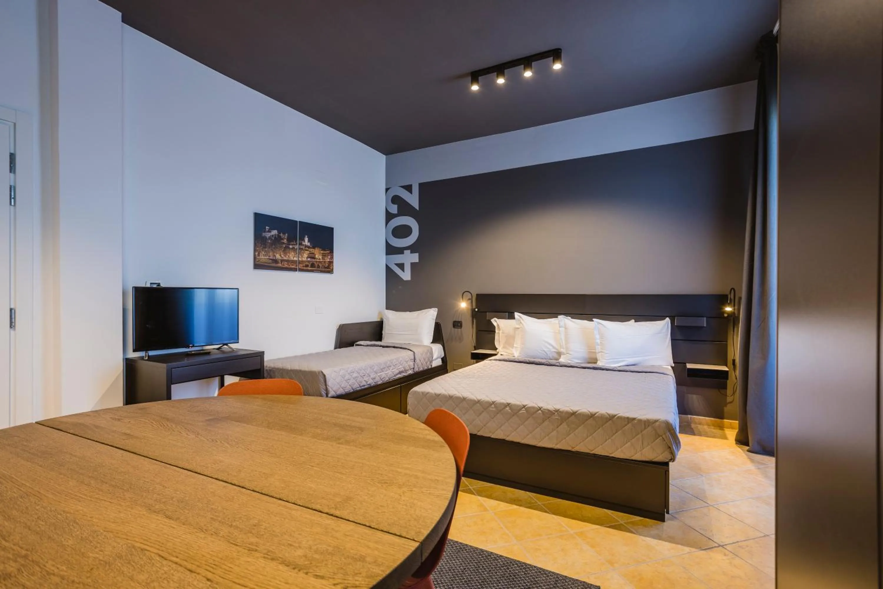 Communal lounge/ TV room, Bed in Residence 9 Line