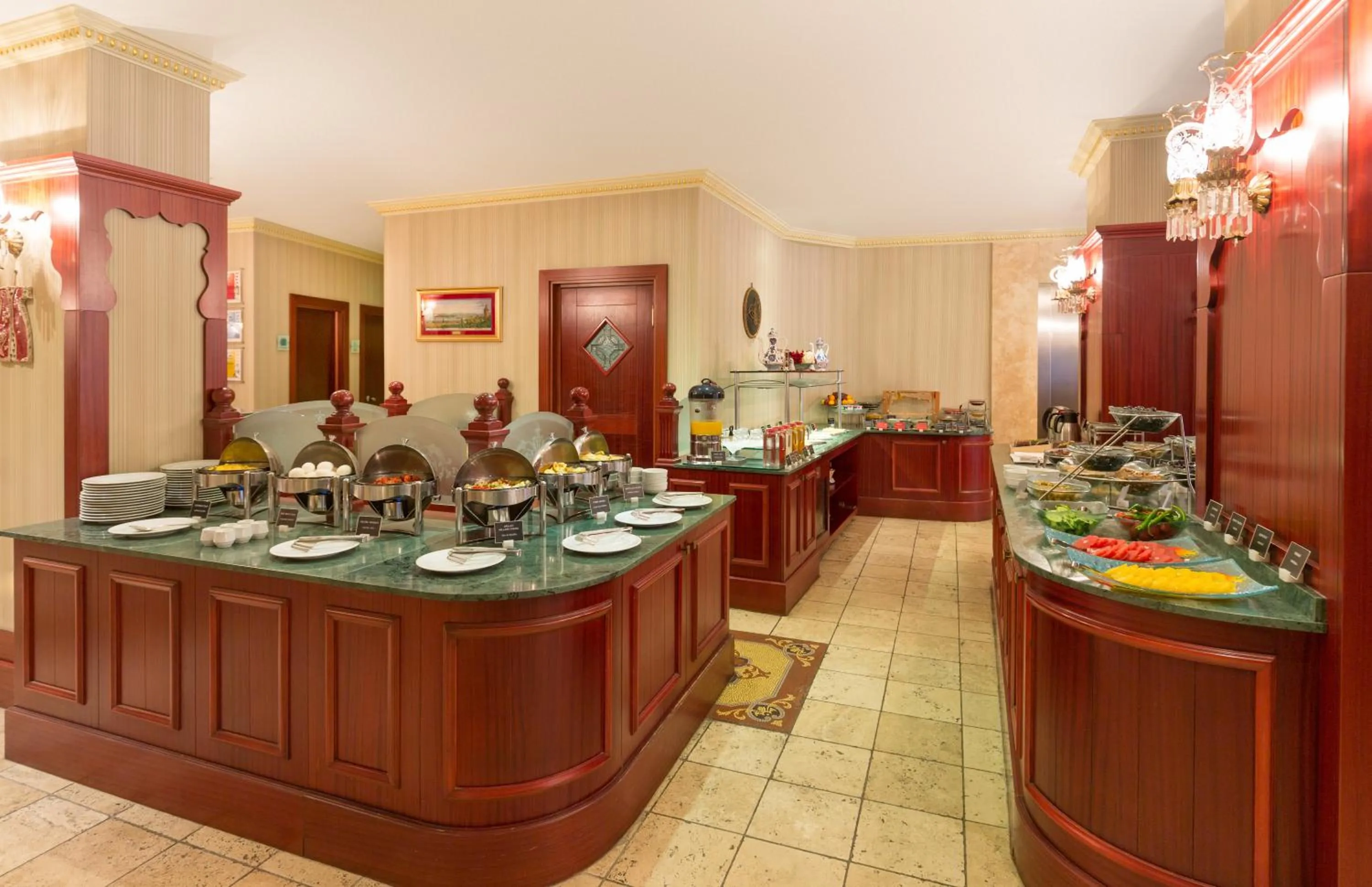 Buffet breakfast in Sirkeci Mansion