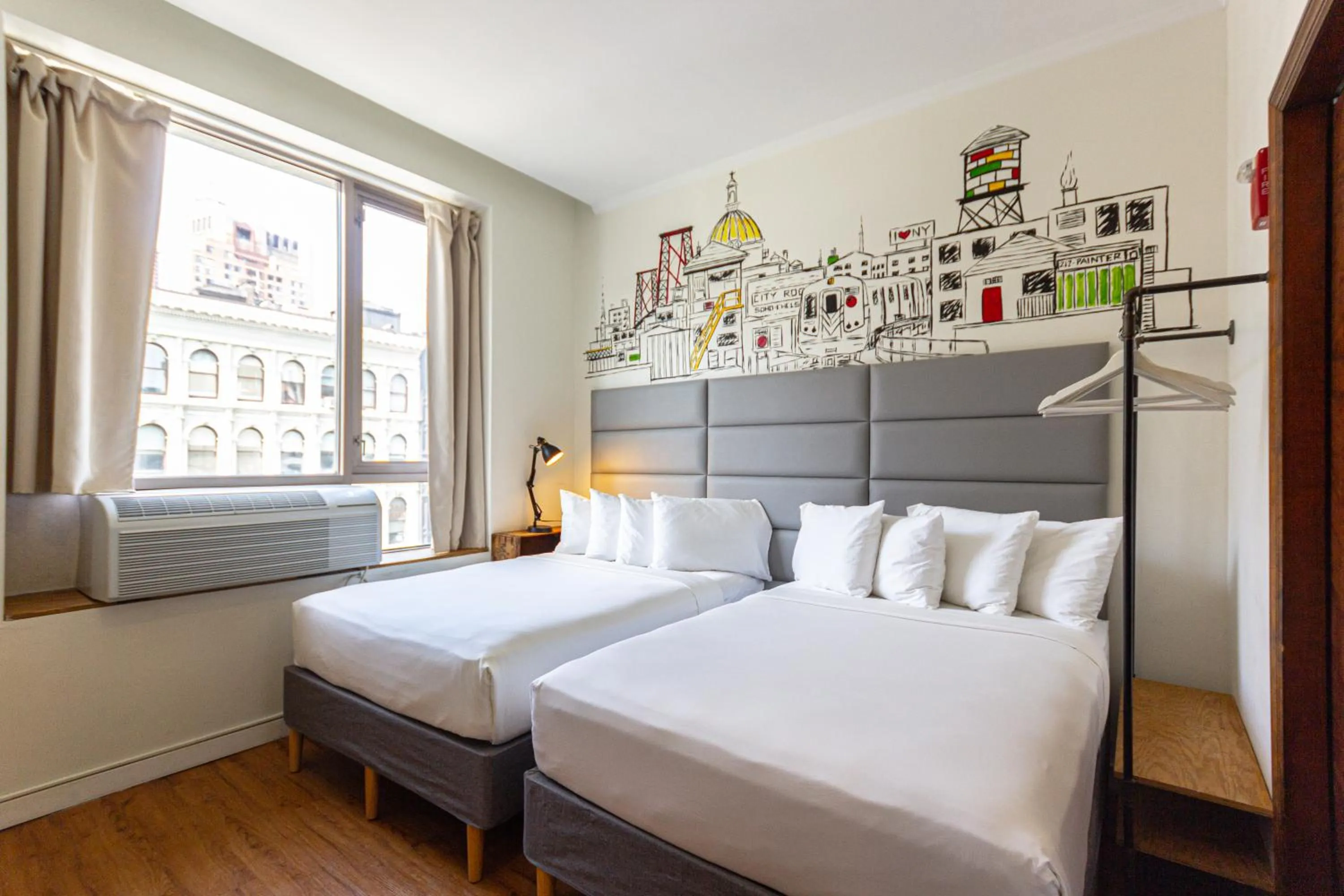 Bedroom, Bed in JG Sohotel