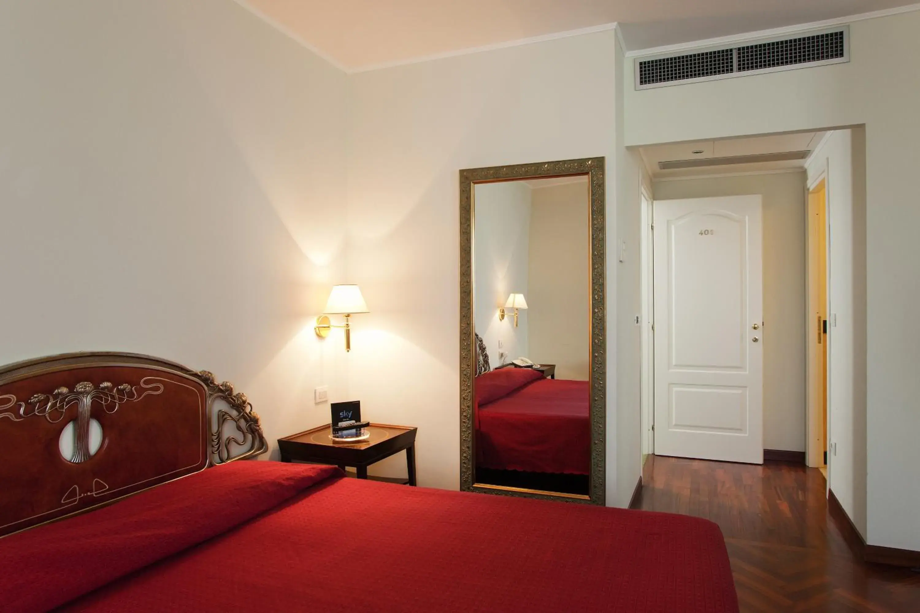 Superior Double or Twin Room in Hotel Villa Pigna Superior Double or Twin Room in Hotel Villa Pigna